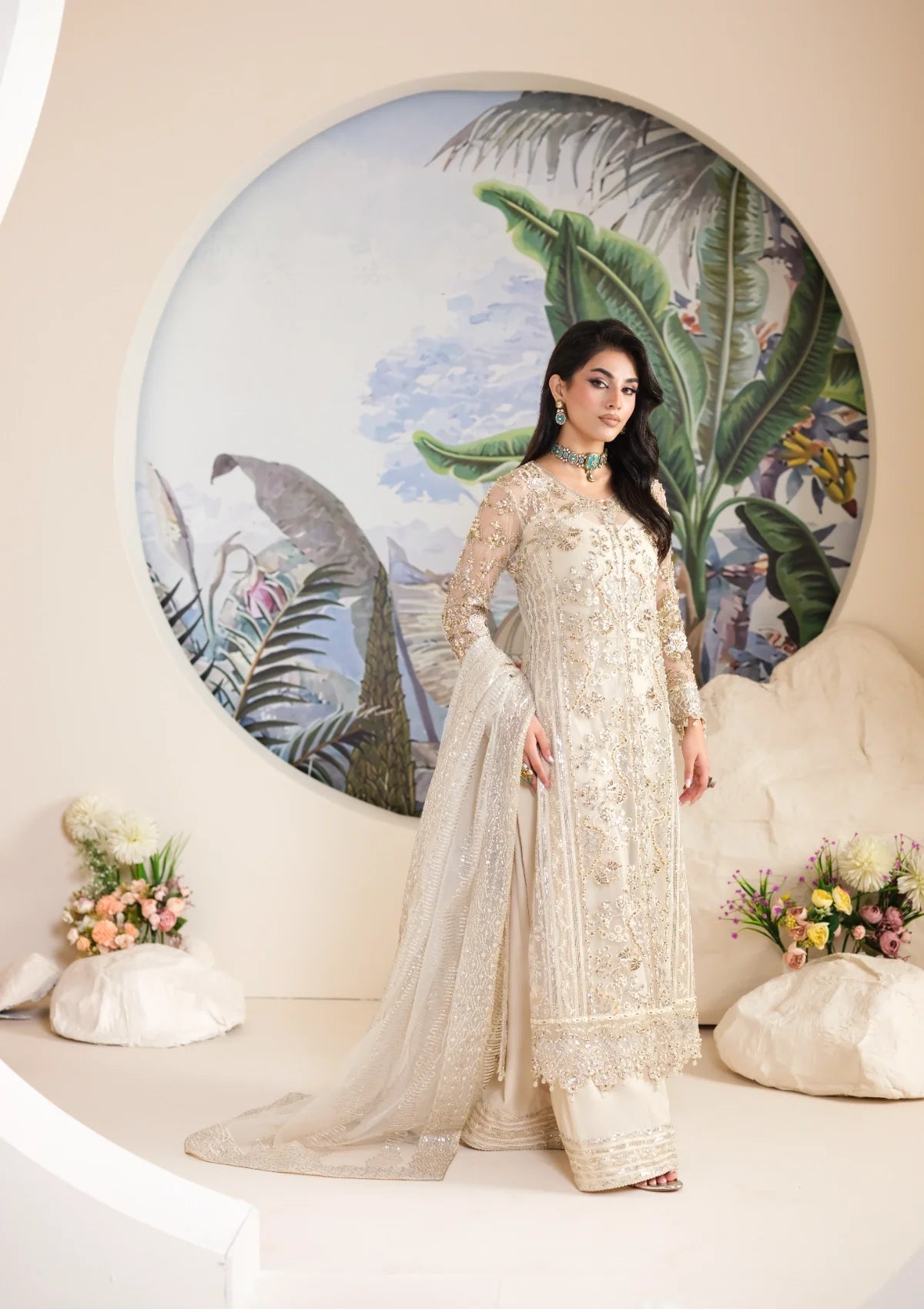 net Sharara in Off-white