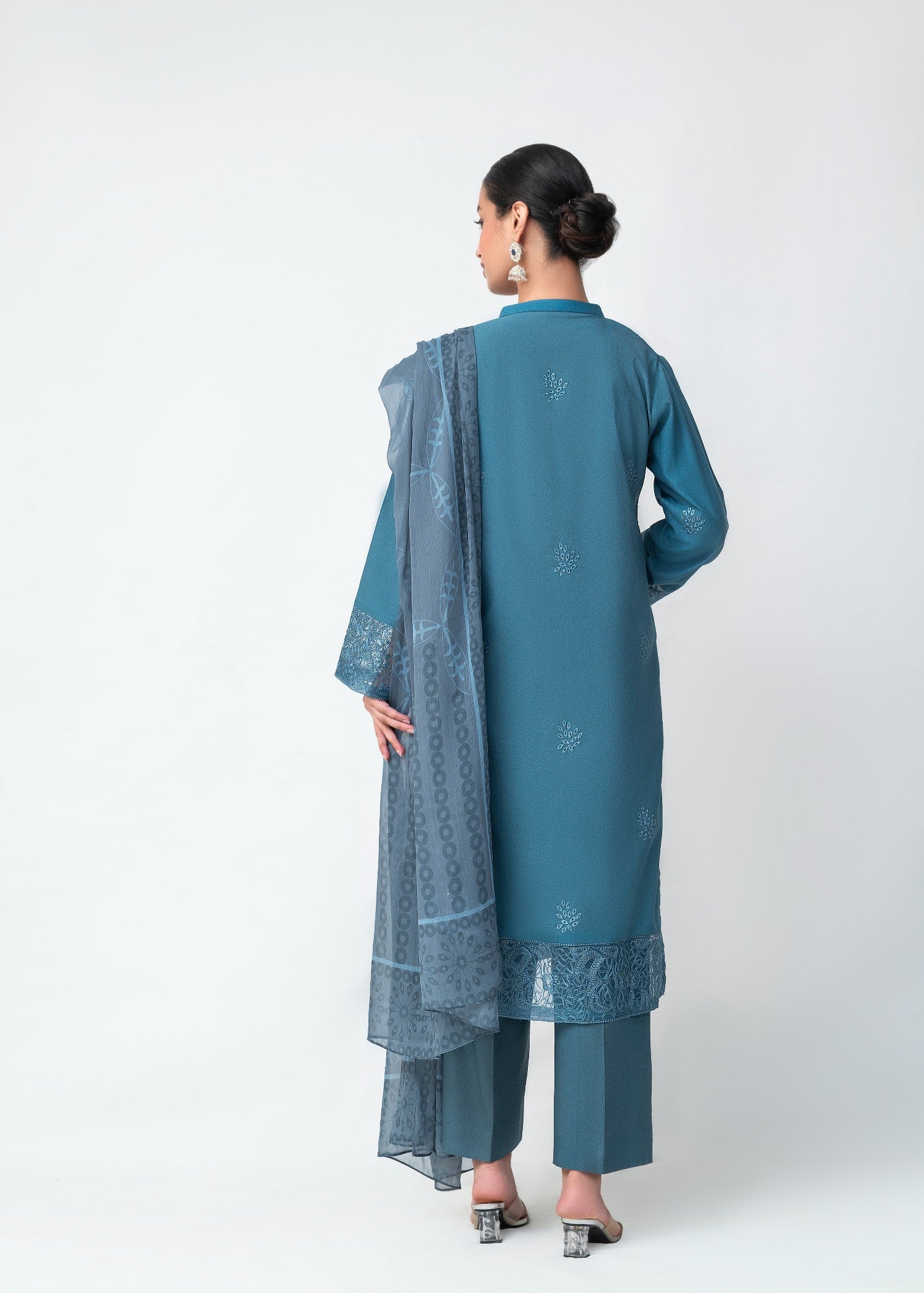 karandi Kurta Set in Steel blue