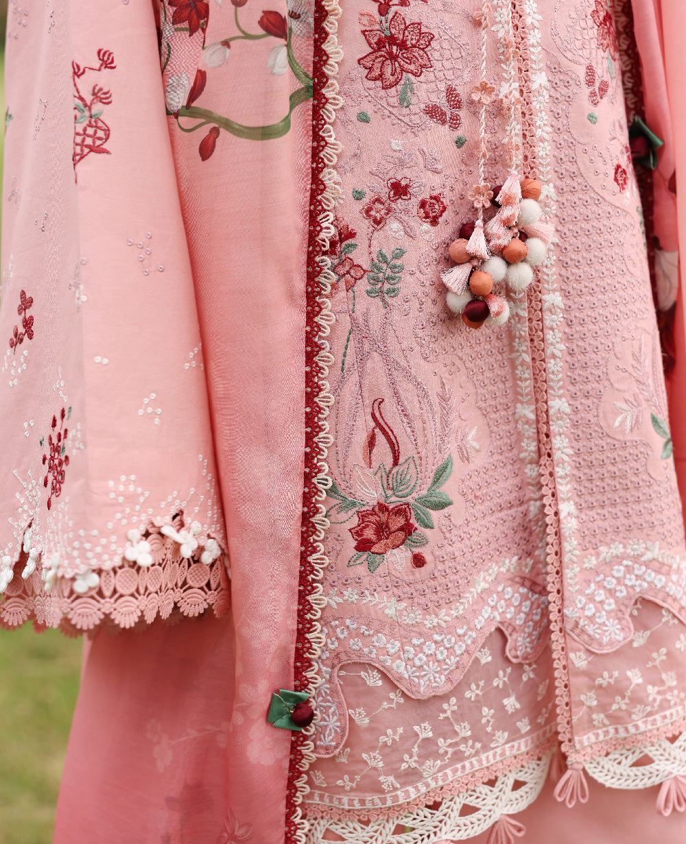 Lilas Lawn – Vayra