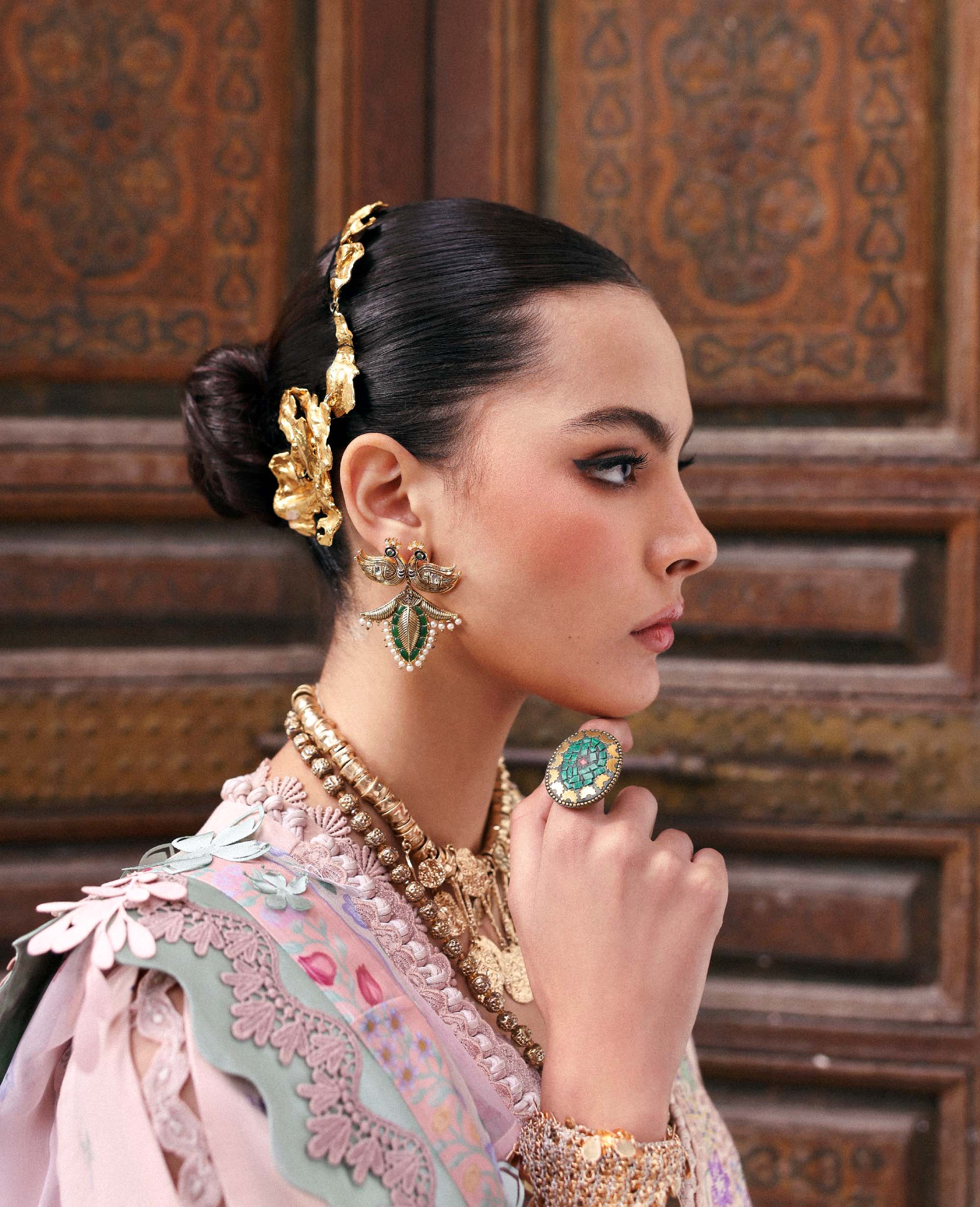 Republic Reine Eid Luxury Lawn – Dahlia