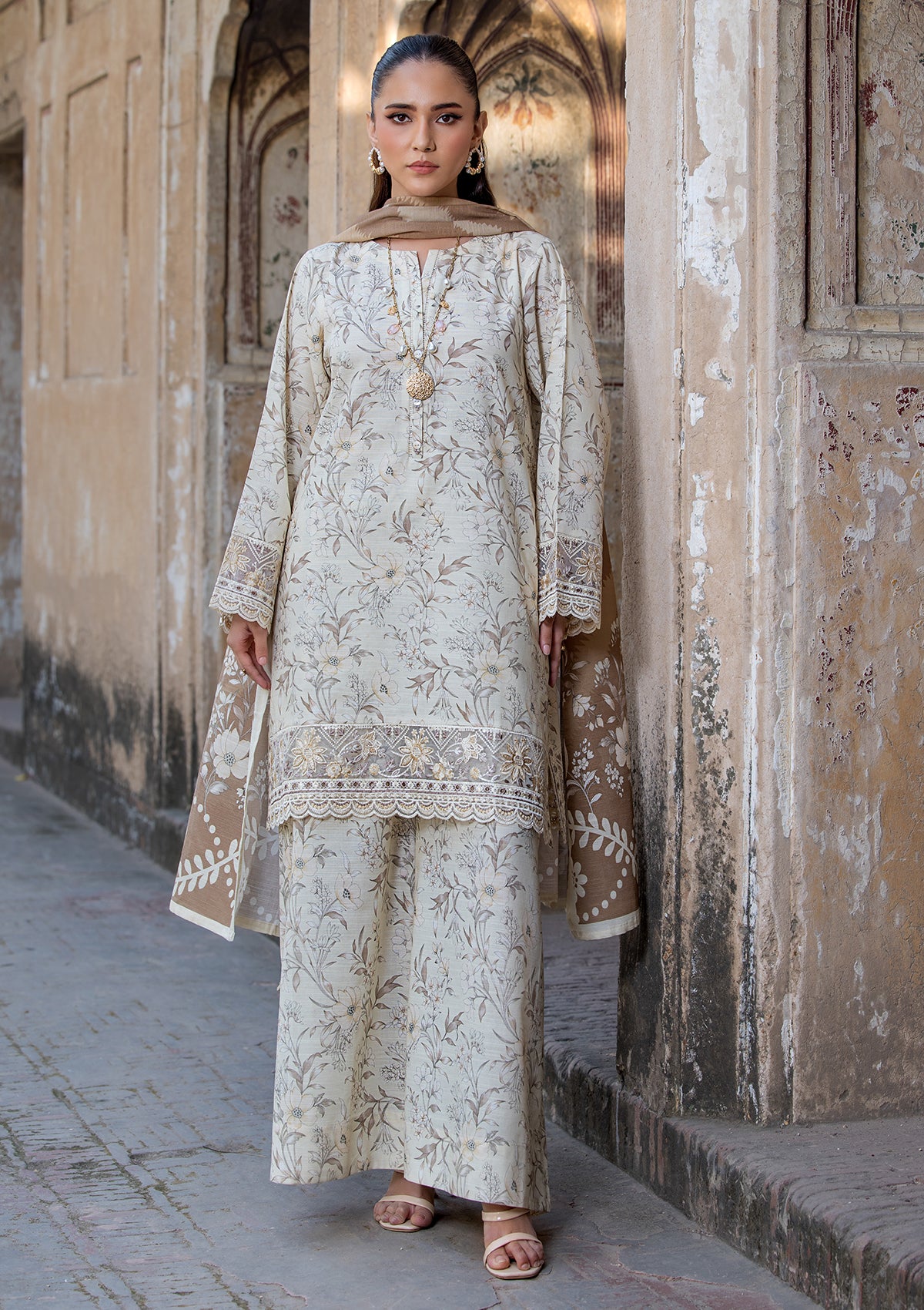 lawn Kurta Set in Cream