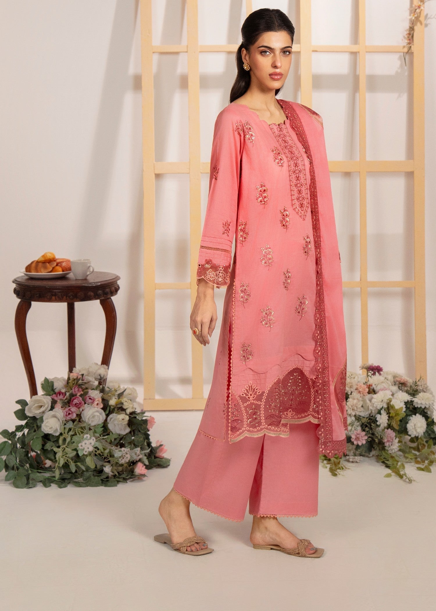 karandi Kurta Set in Baby pink