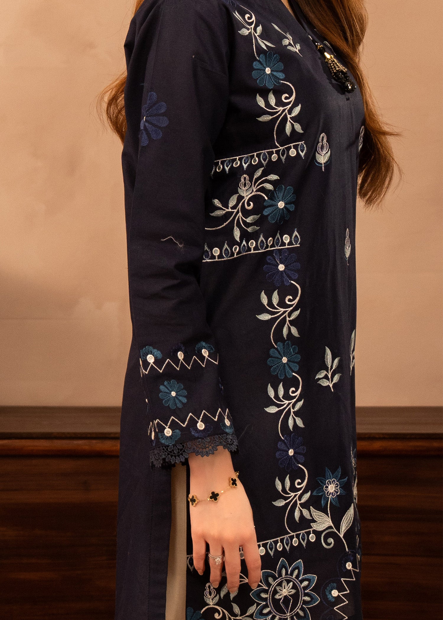 lawn Kurta Set in White, navy blue