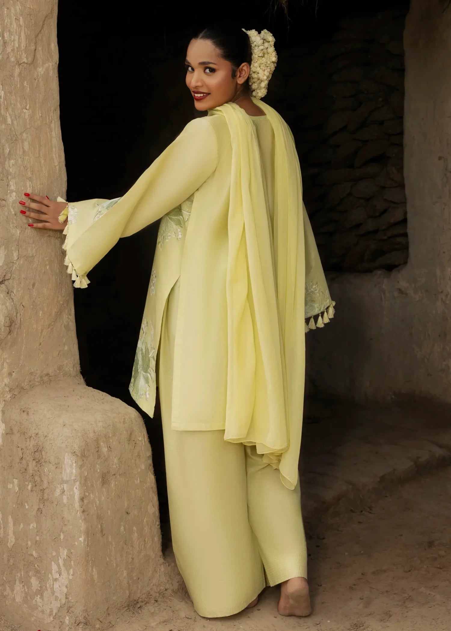 lawn cotton Kurta Set in Light yellow
