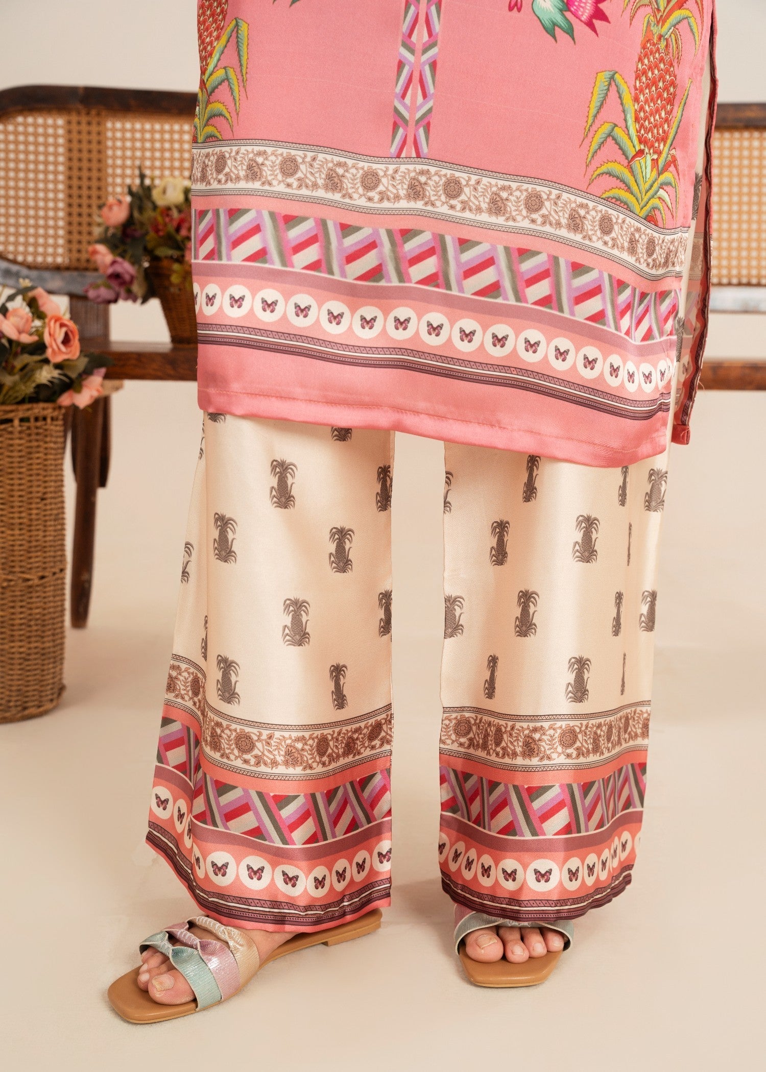 poly lawn Kurta Set in Light pink