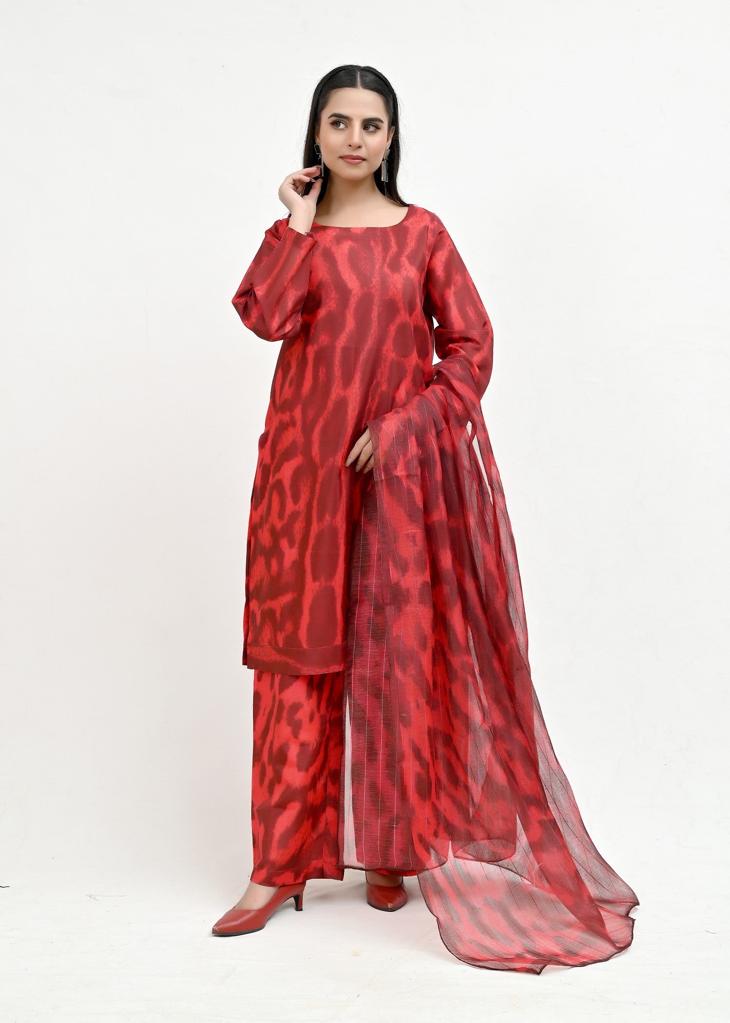 pk raw silk Kurta Set in Blood red