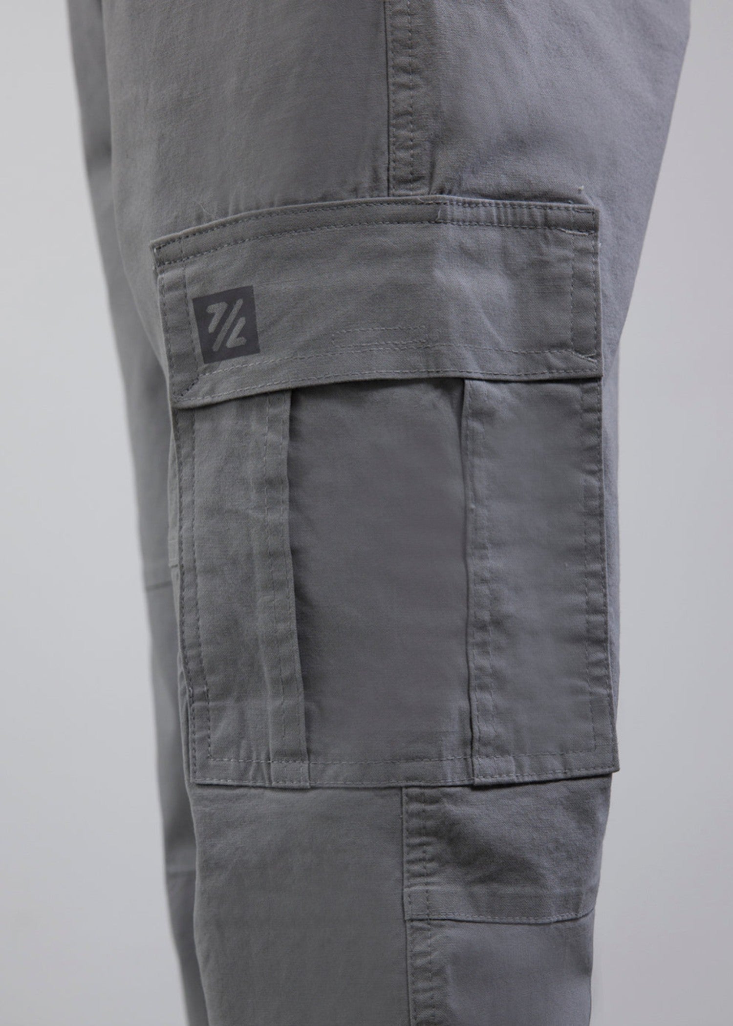 cotton Trousers in Light grey
