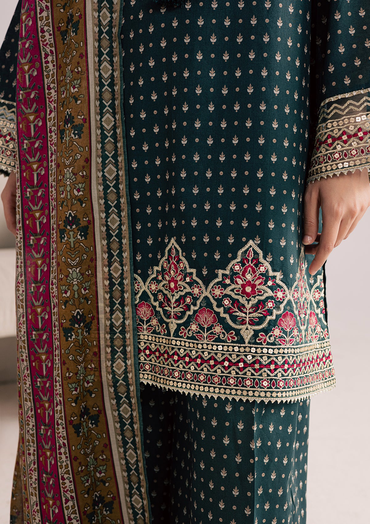lawn Kurta Set in Forest green