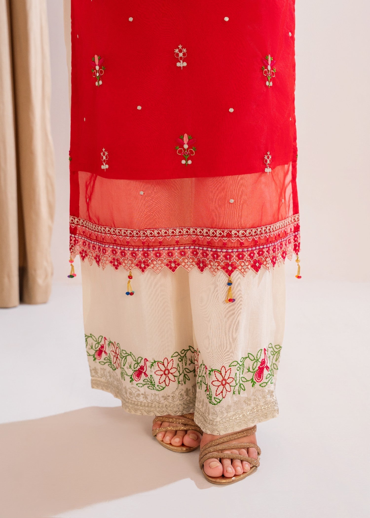 organza Kurta Set in Red, off-white