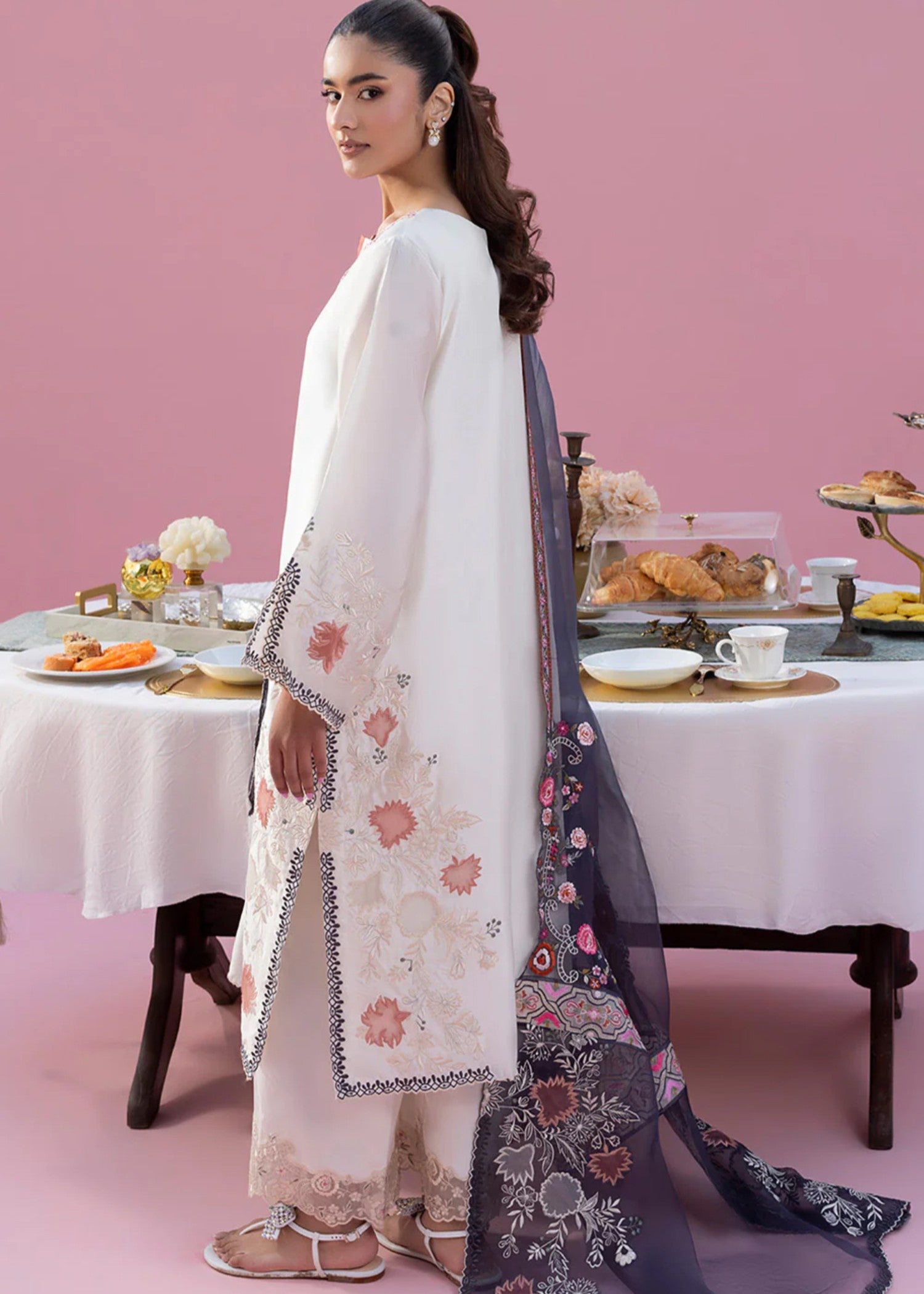 cotton silk Kurta Set in Floral white