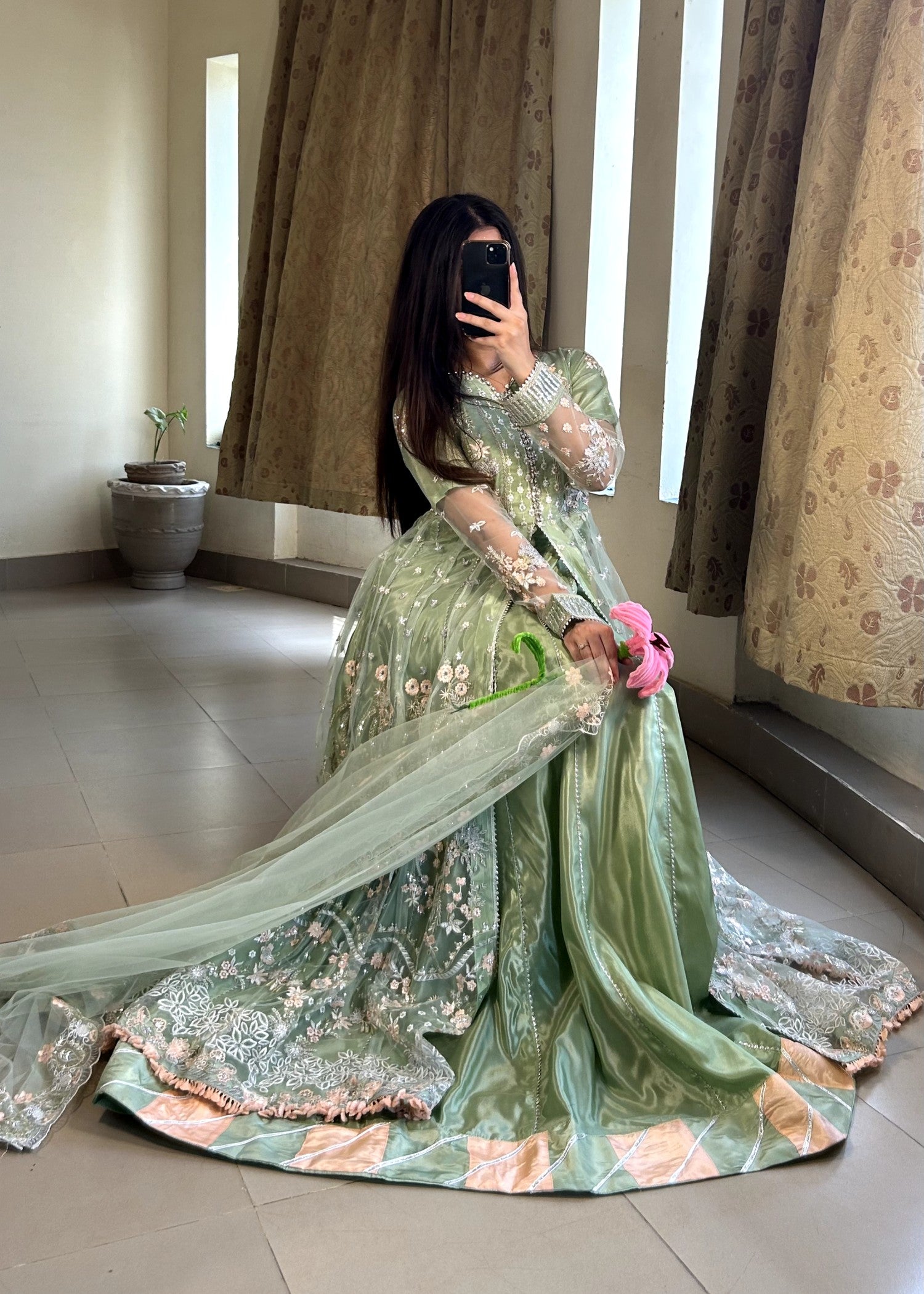 polyester net Maxi in Pistachio green