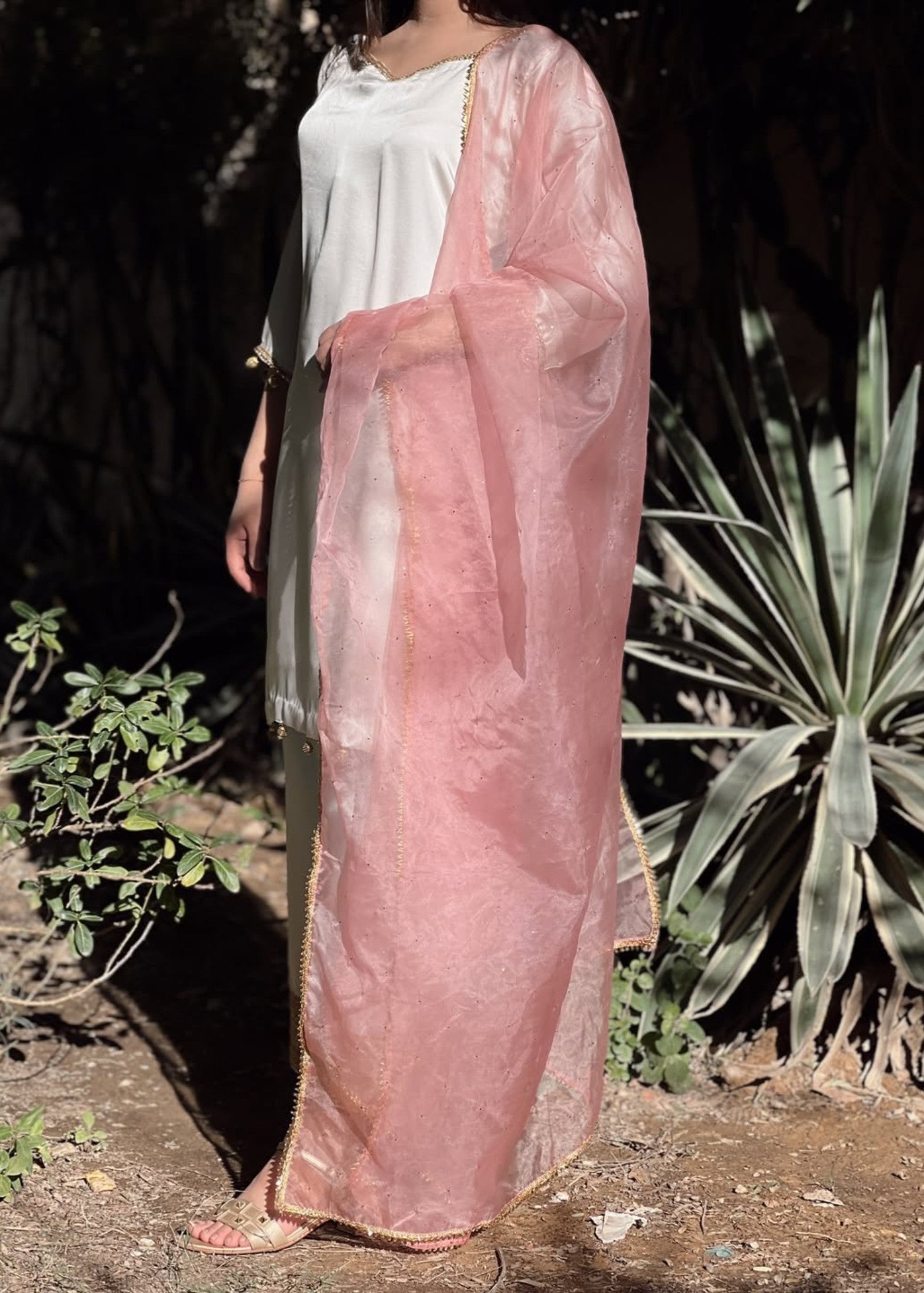 silk Kurta Set in Tea rose pink, floral white