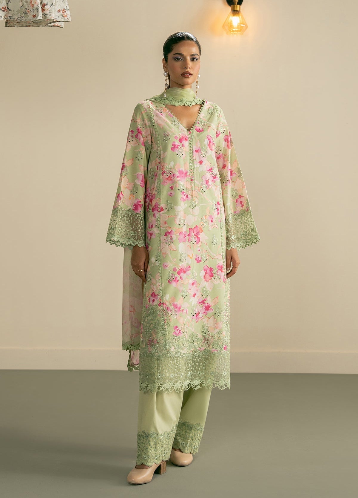Zephyr Lawn – Nisa