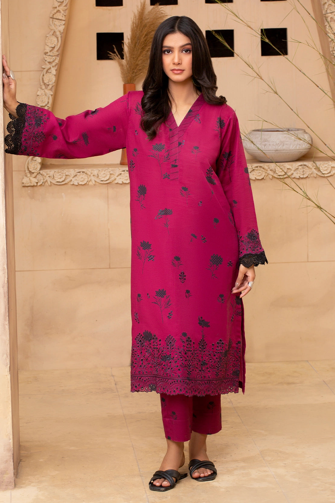 twill khaddar Unstitched in Hot pink