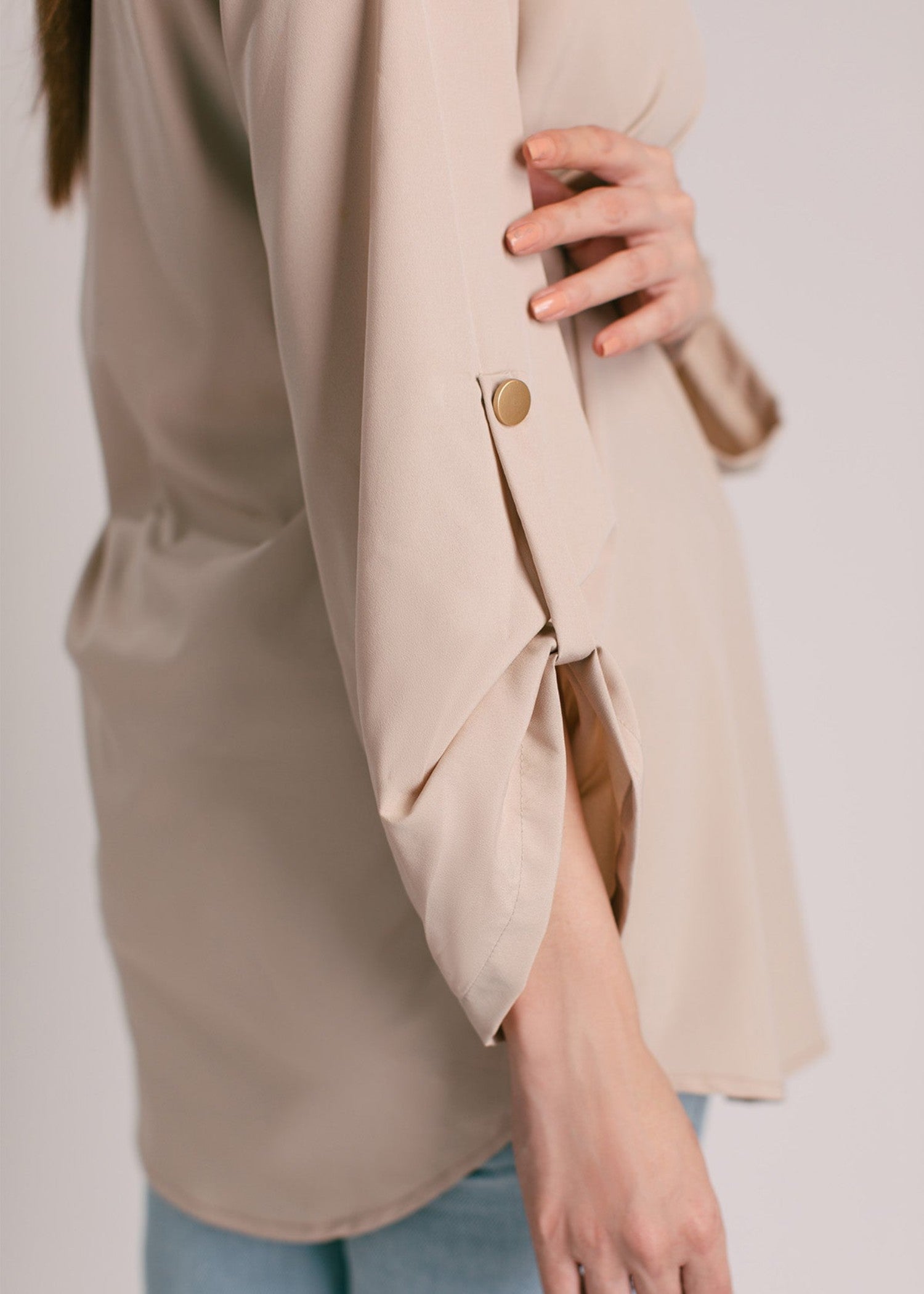 crepe Top in Beige
