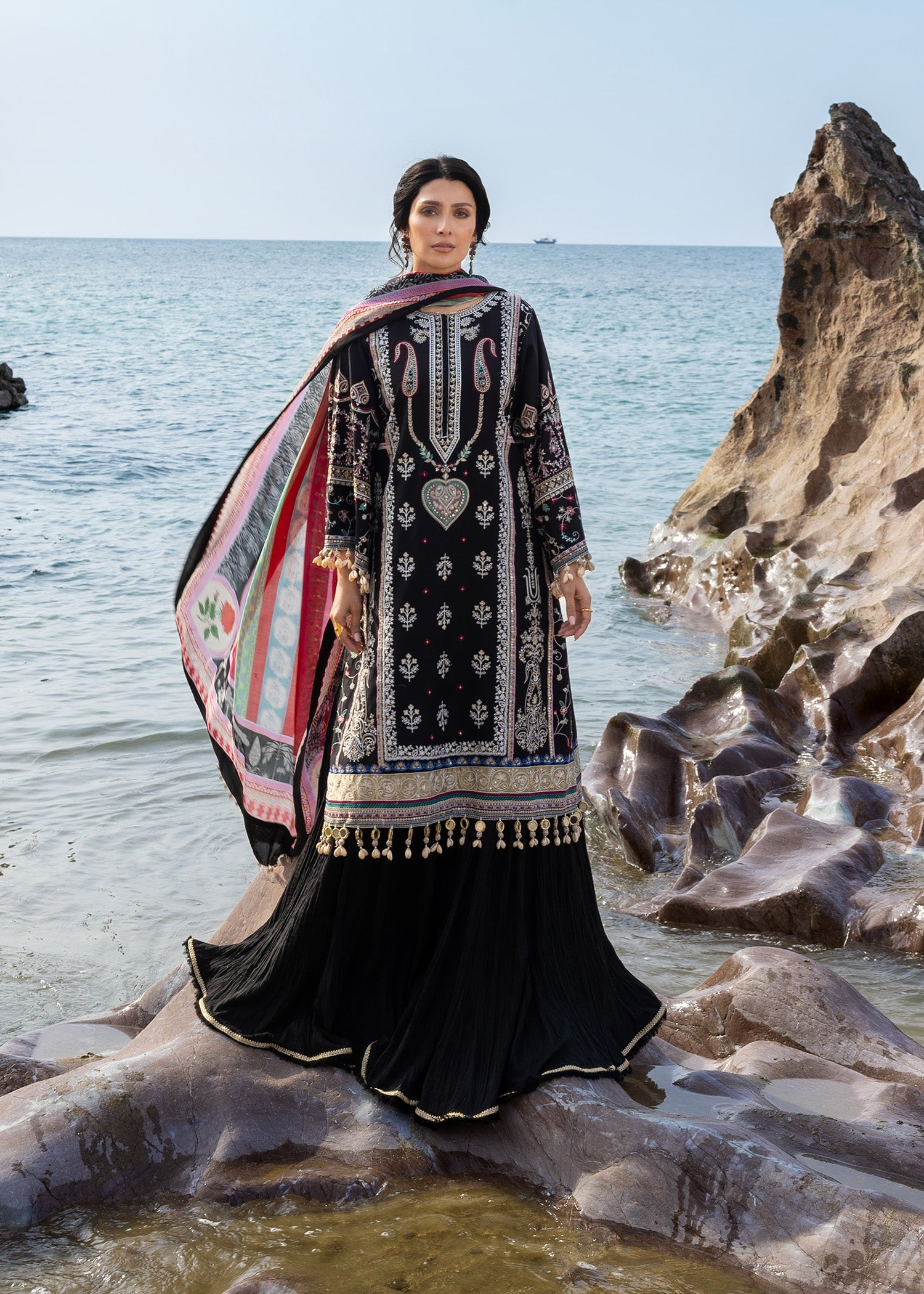 Festive Luxury Lawn – Kohl