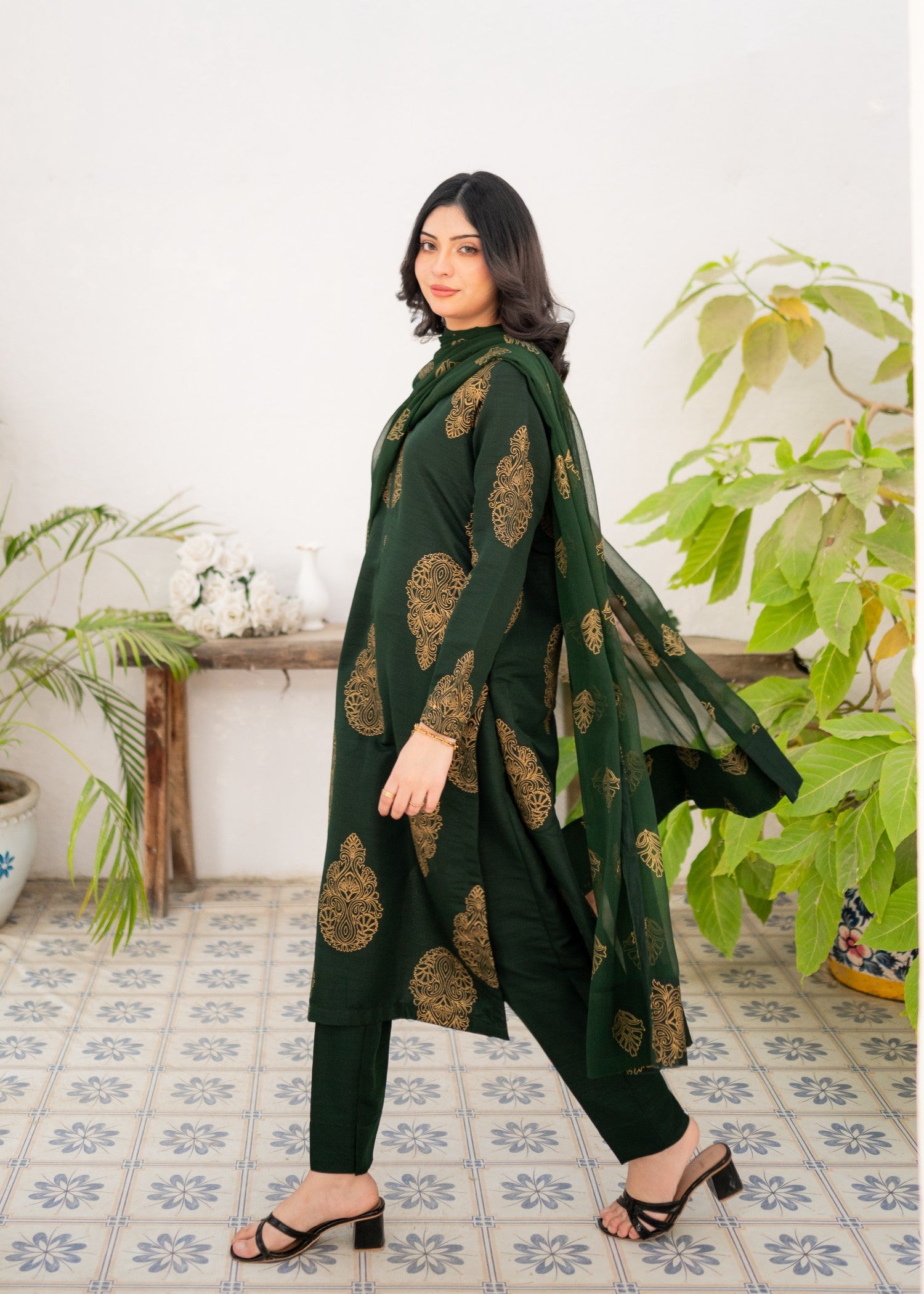 indian raw silk Kurta Set in Bottle green