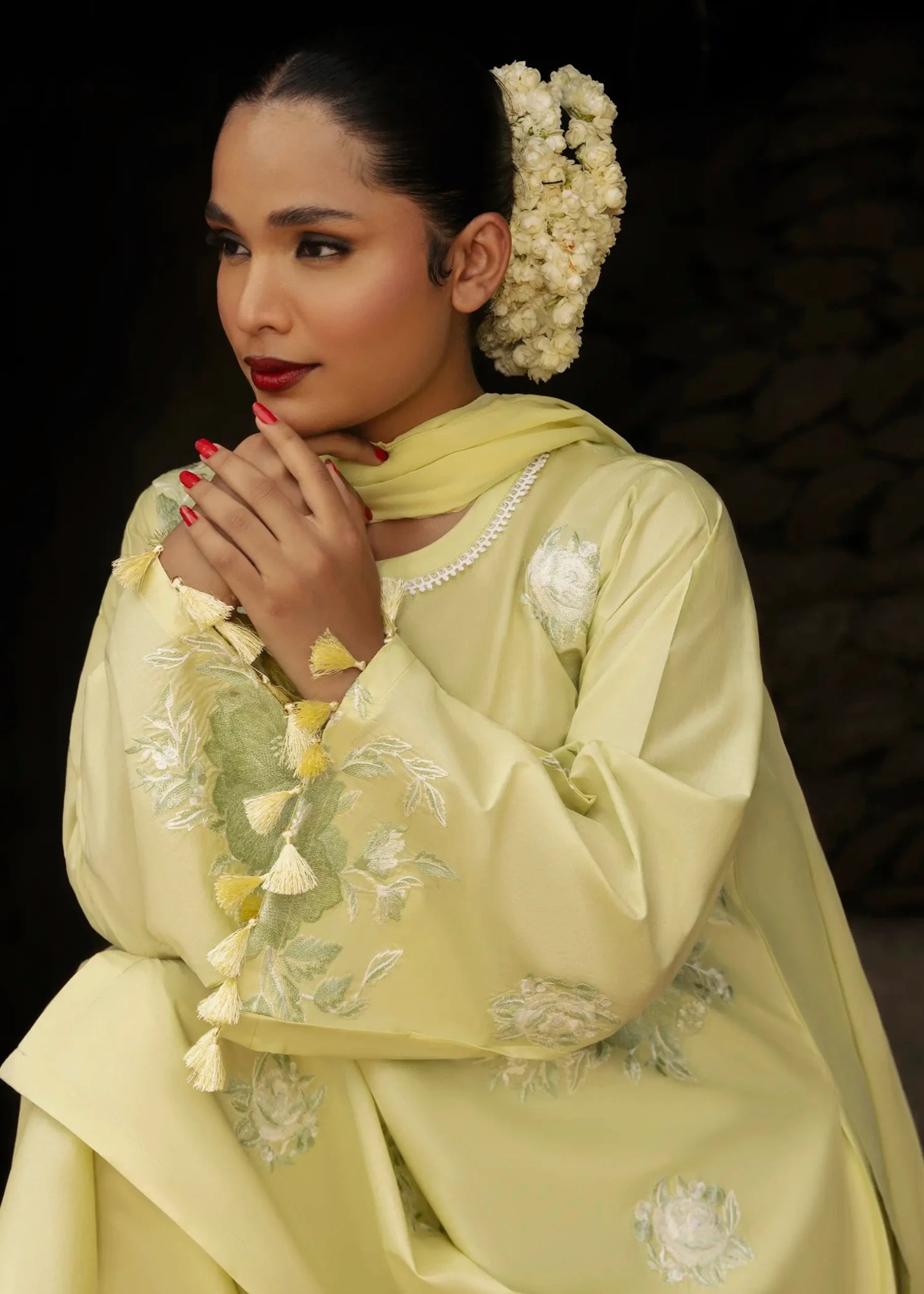 lawn cotton Kurta Set in Light yellow