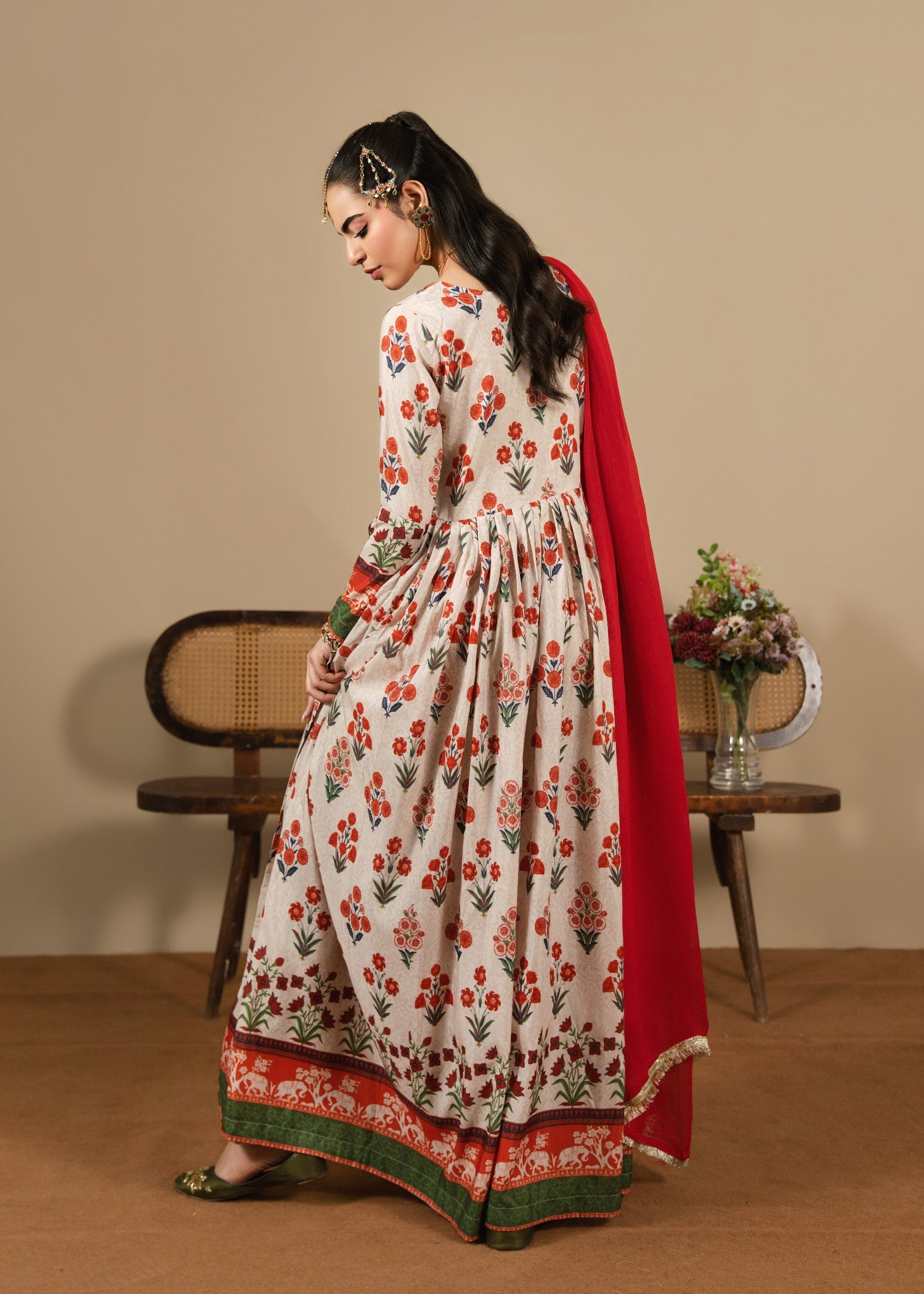 viscose raw silk Pishwas in Ivory