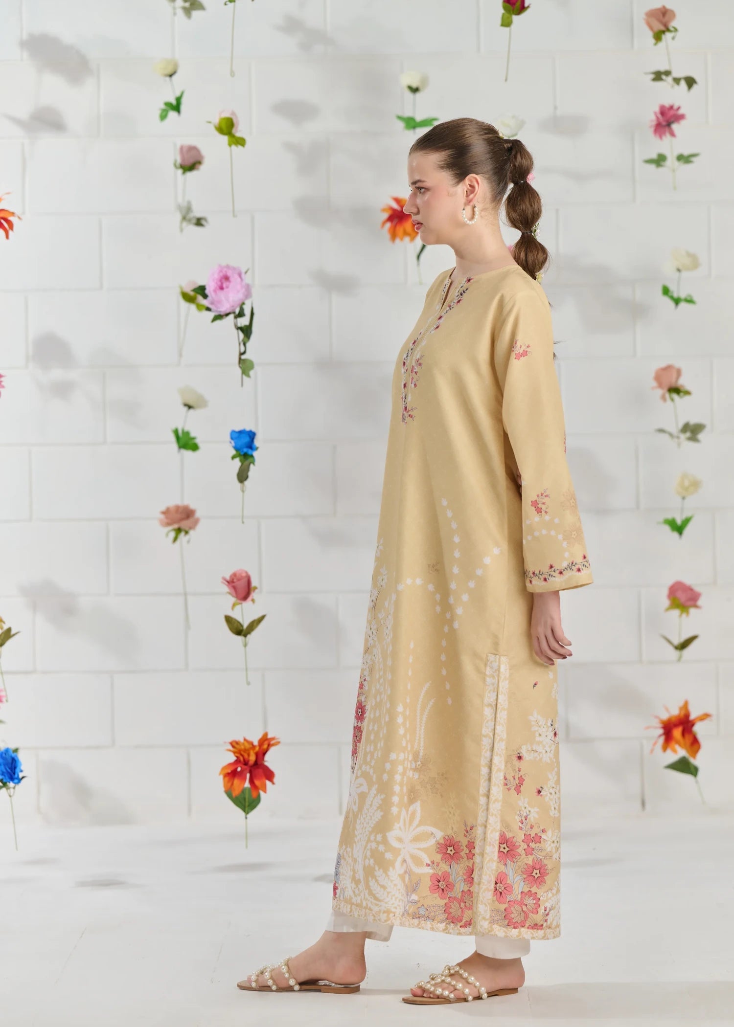 raw silk Kaftan in Beige