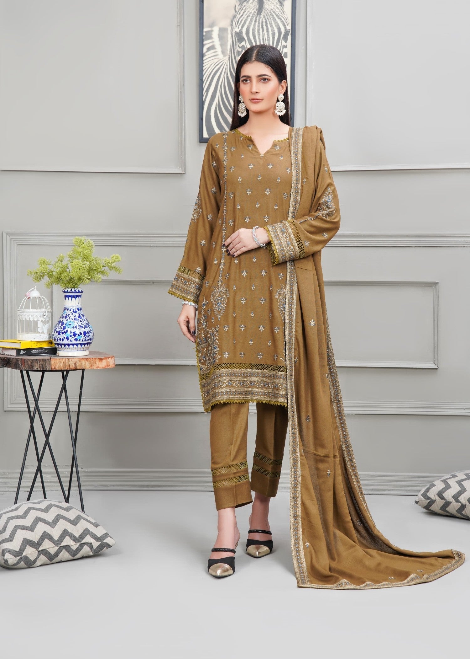 karandi Kurta Set in Camel brown