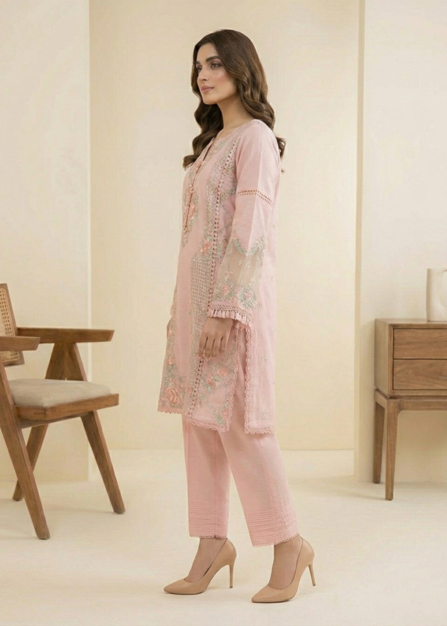 lawn Kurta Set in Pale pink