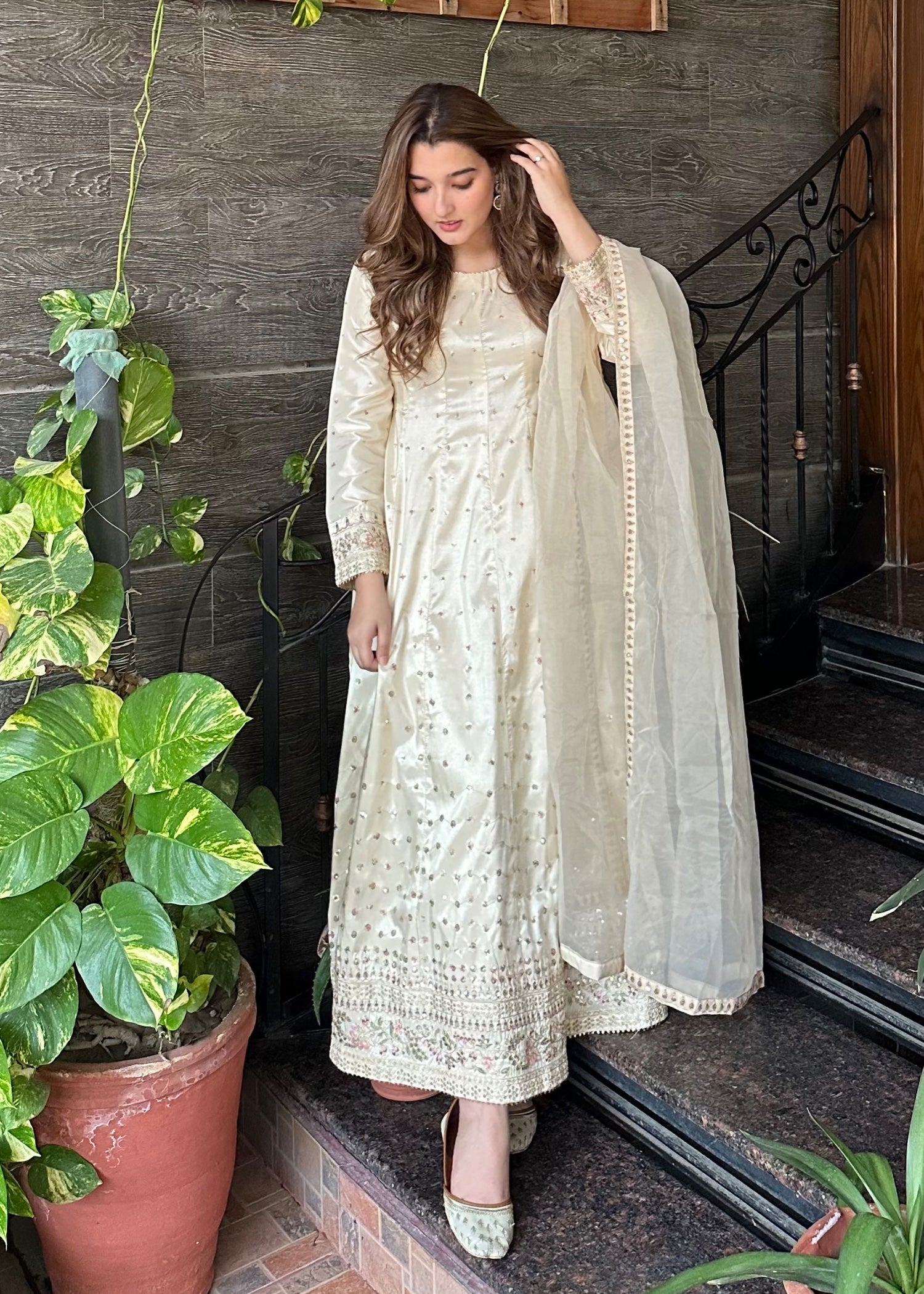 silk Maxi in Off-white