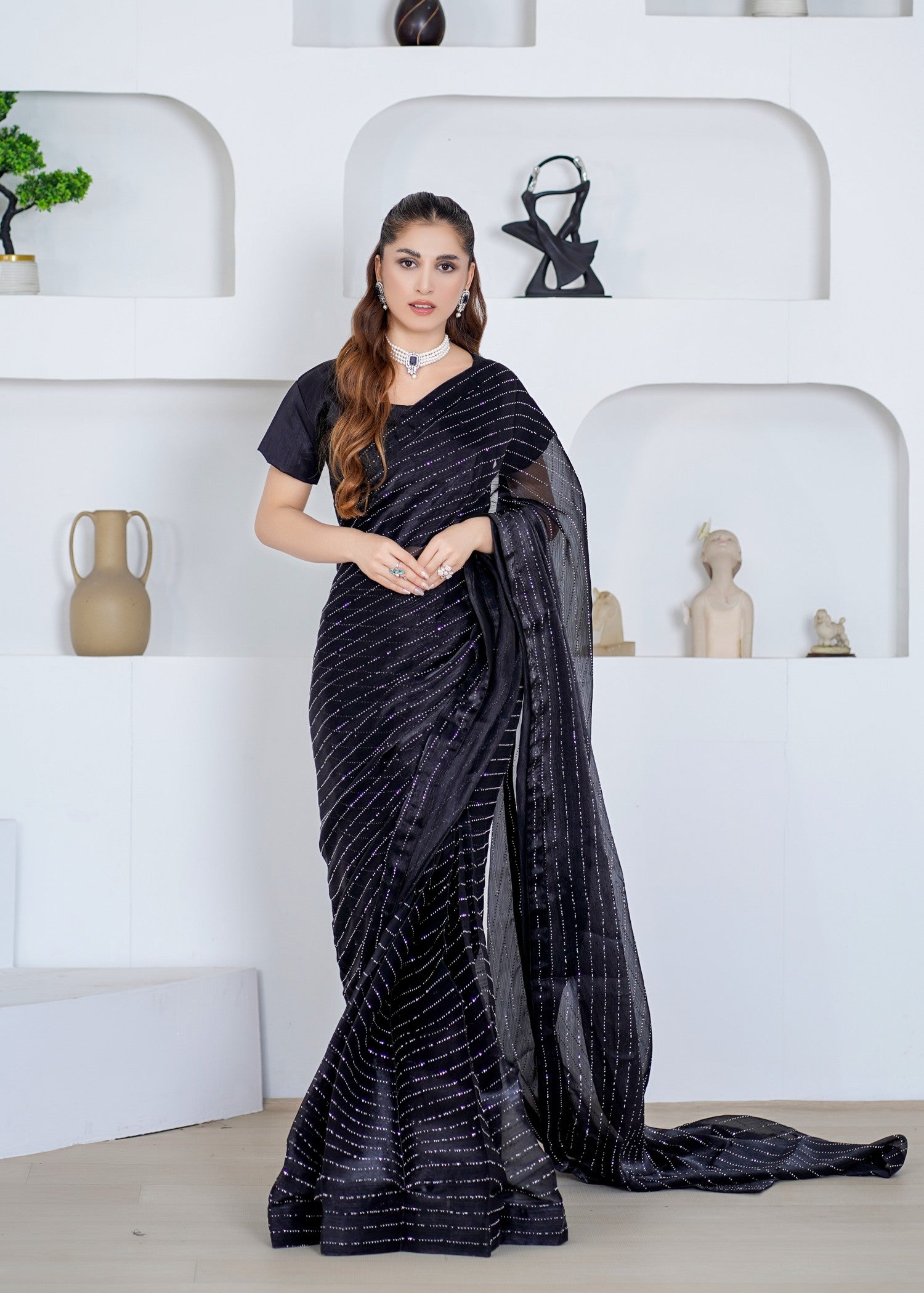 raw silk Saree in Black