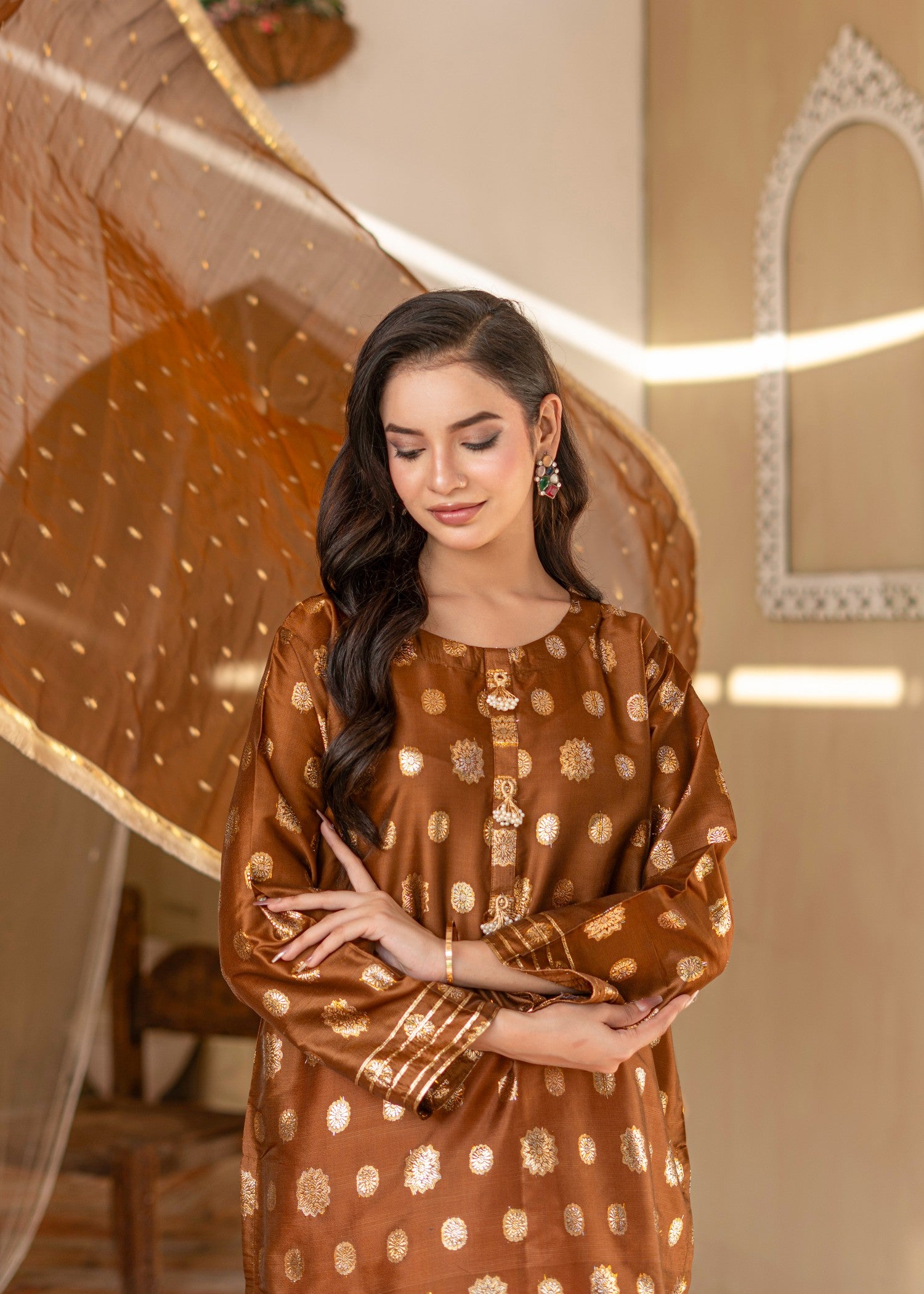 banarasi Kurta Set in Walnut brown