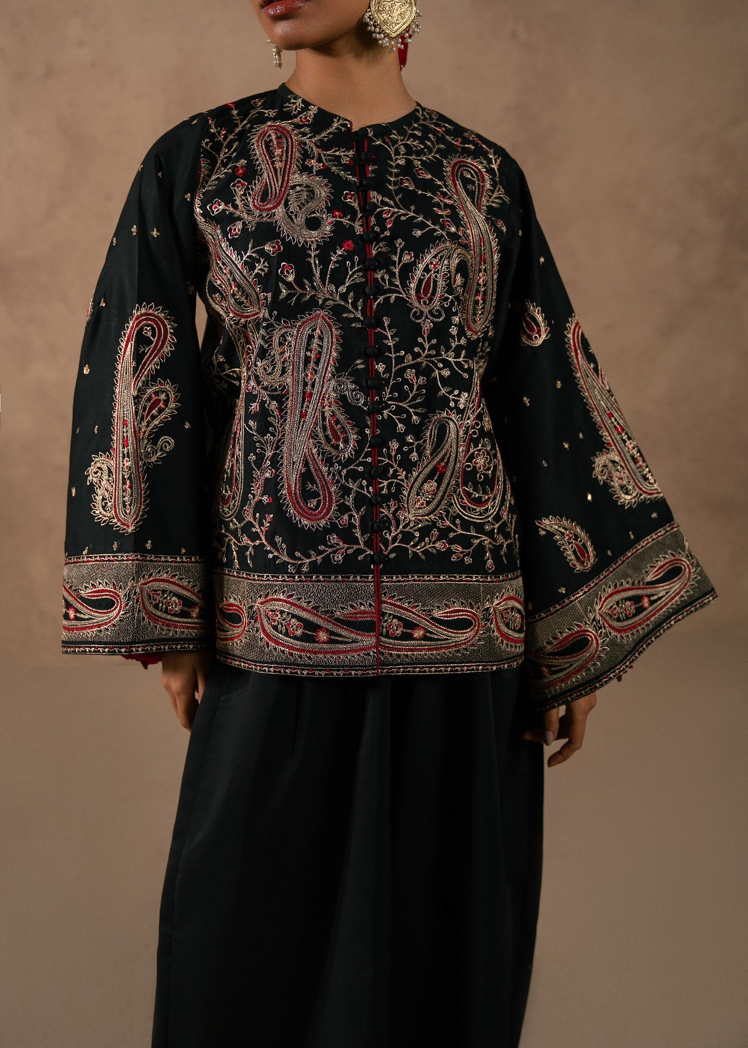 viscose thai silk Jacket in Black