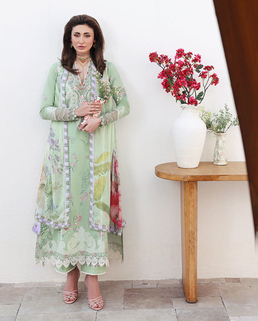 Floral Reveire Lawn – Daydream Gleam