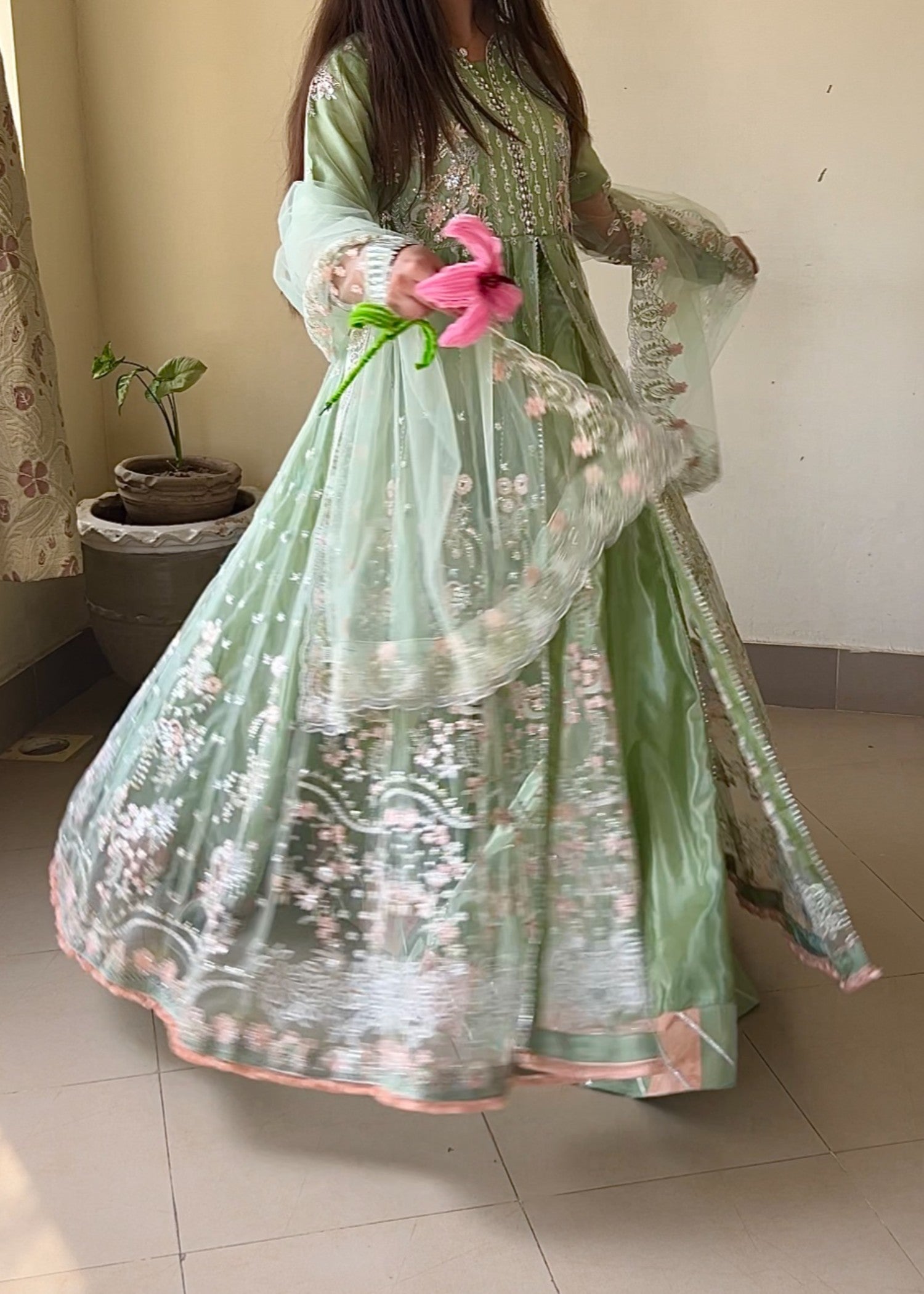 polyester net Maxi in Pistachio green