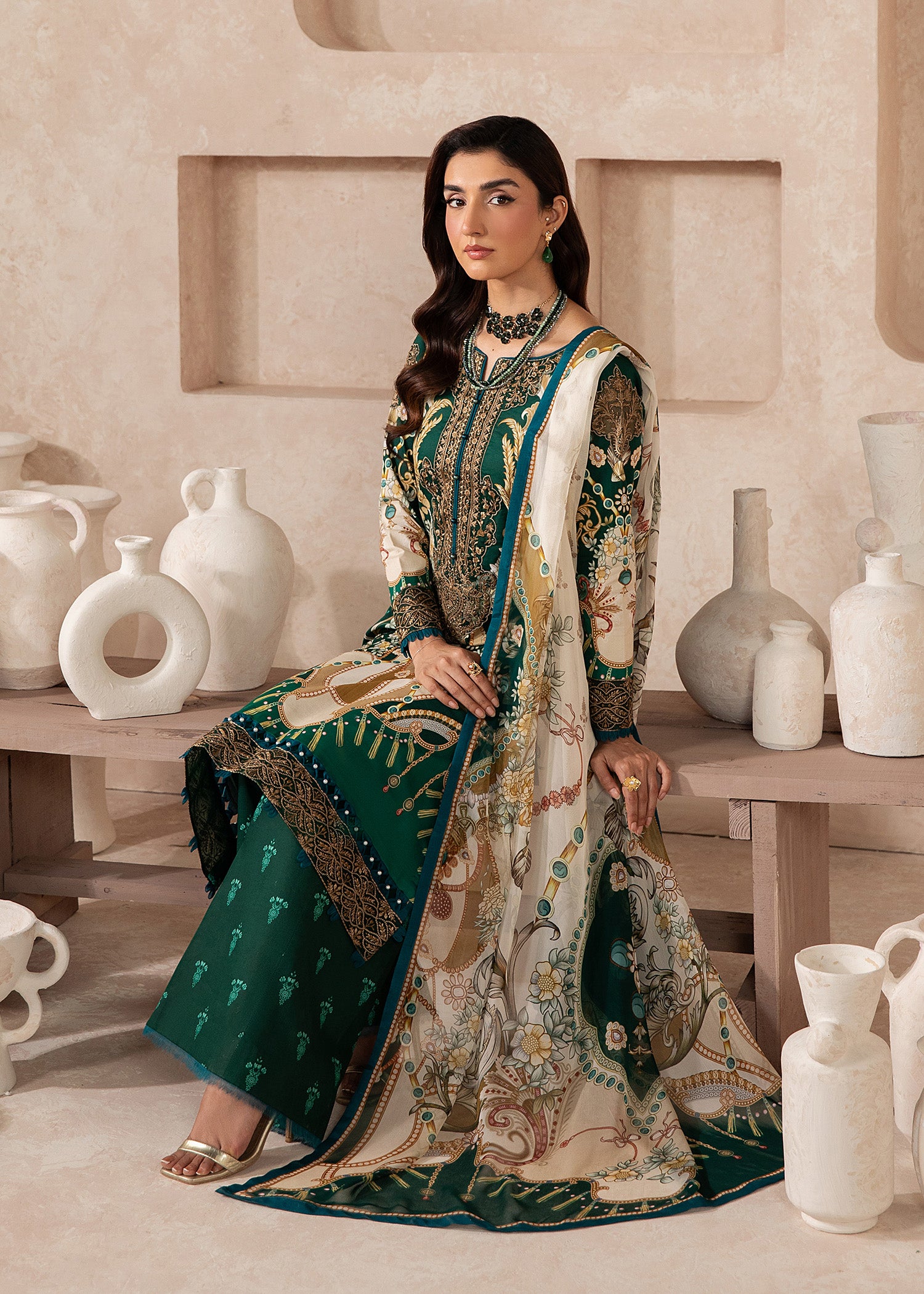 lawn Kurta Set in Ivory, green