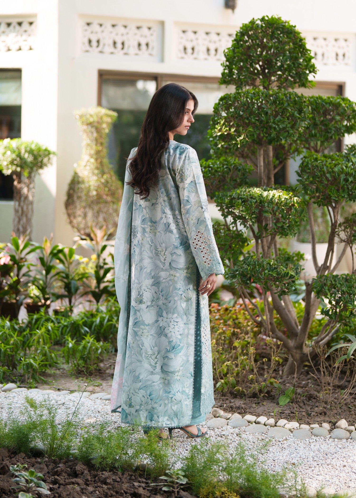 lawn Kurta Set in Cloud blue