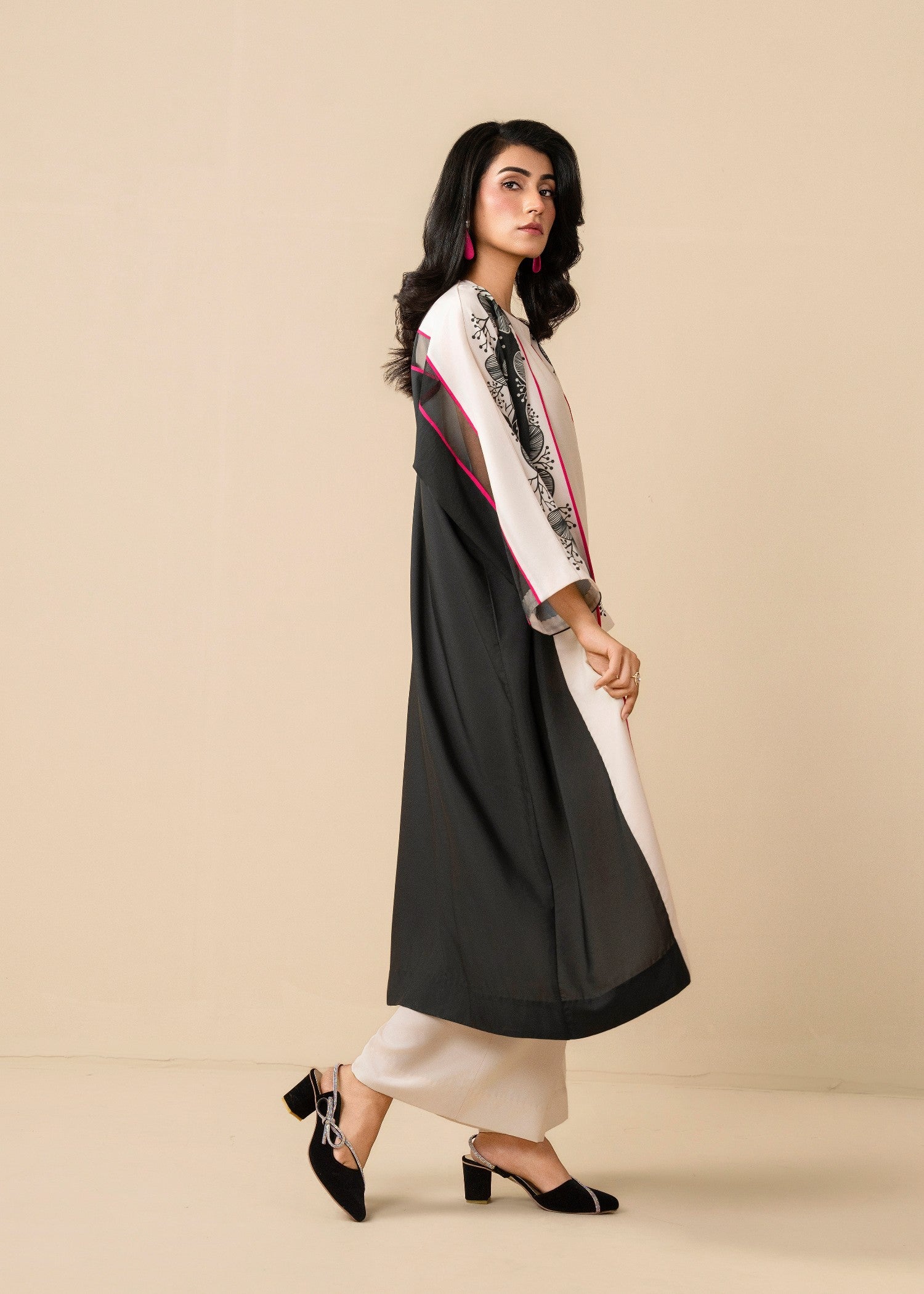 crepe Gown in Ivory, black