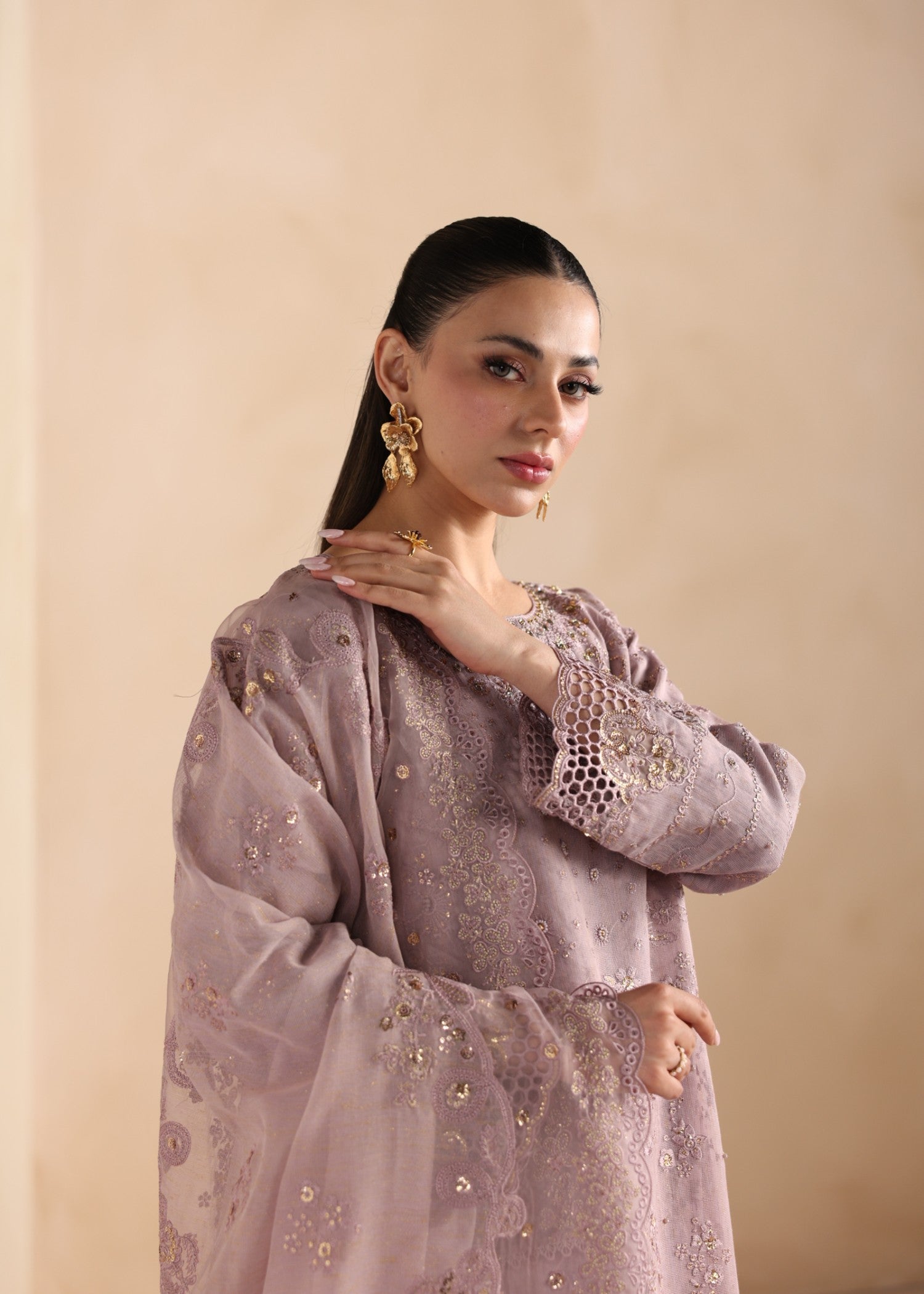 khaddi net Kurta Set in Purple taupe