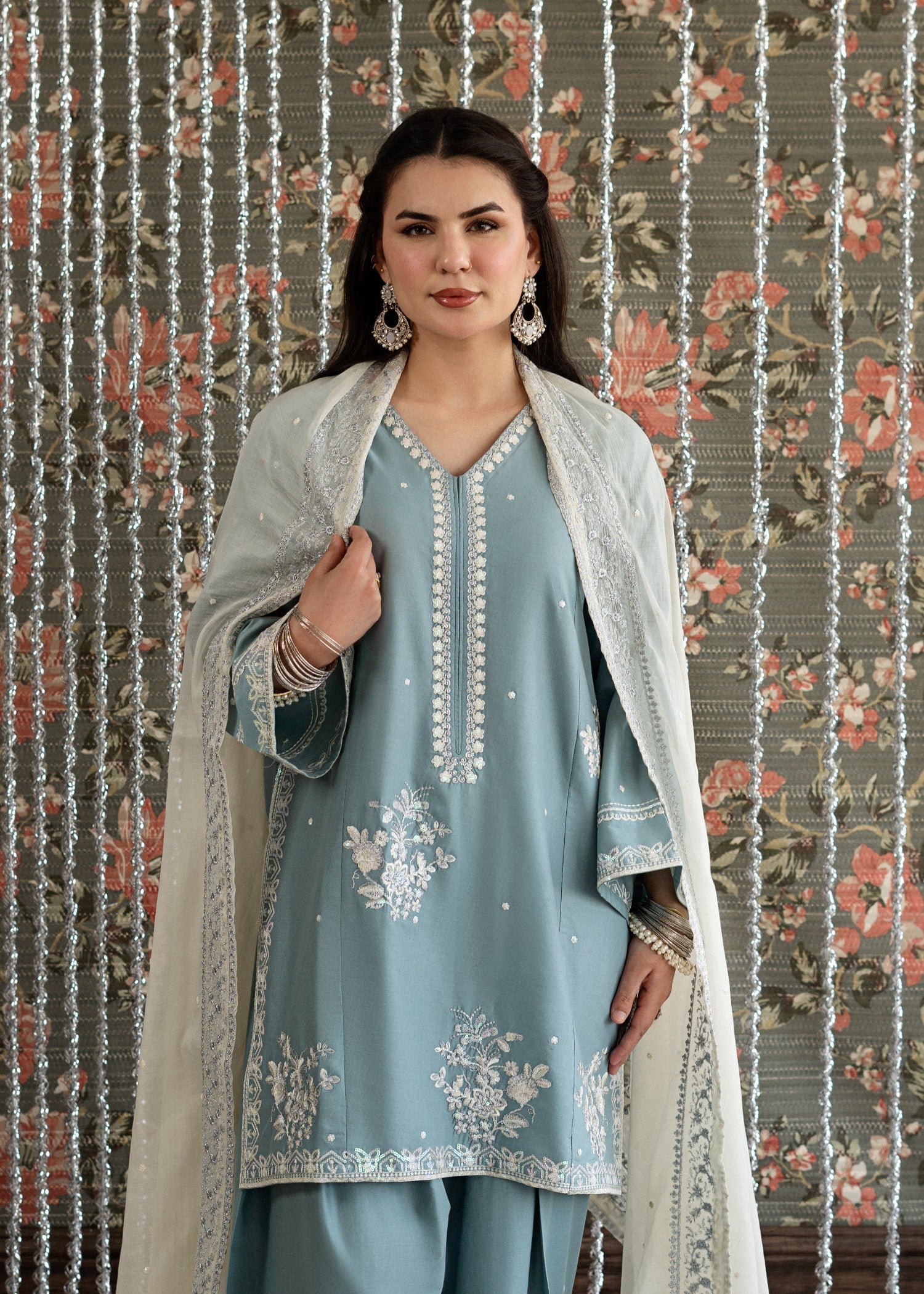lawn Kurta Set in Off-white, light blue