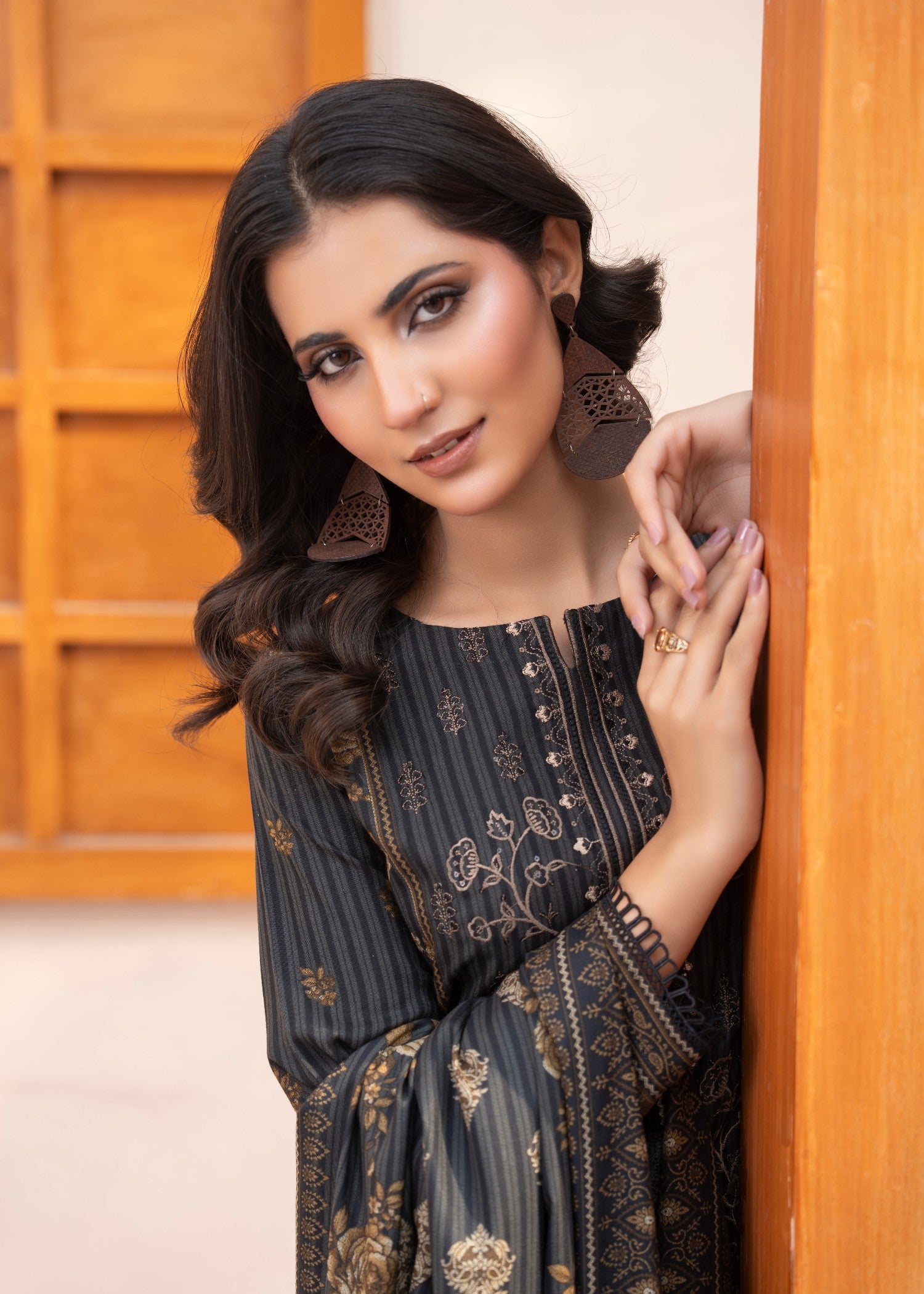 dhanak Kurta Set in Dark grey