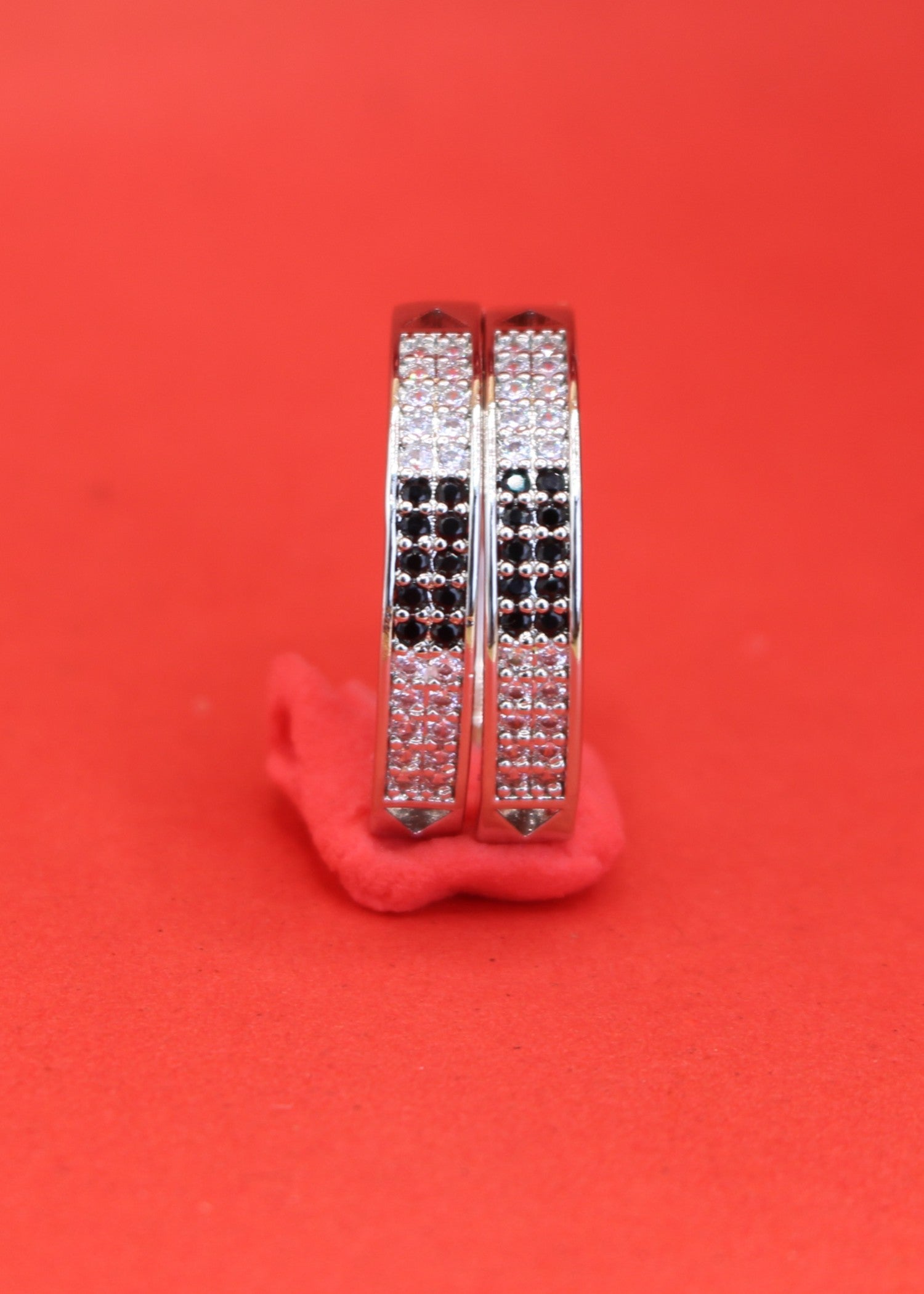 Earrings in Silver Color by - Trendy Women Earrings CXA2184