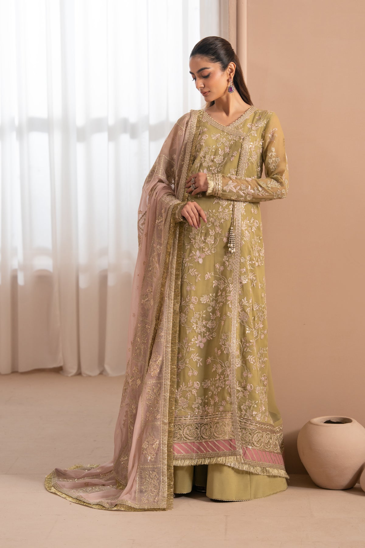 Zaeva Luxury Festive Formals – NIVVI