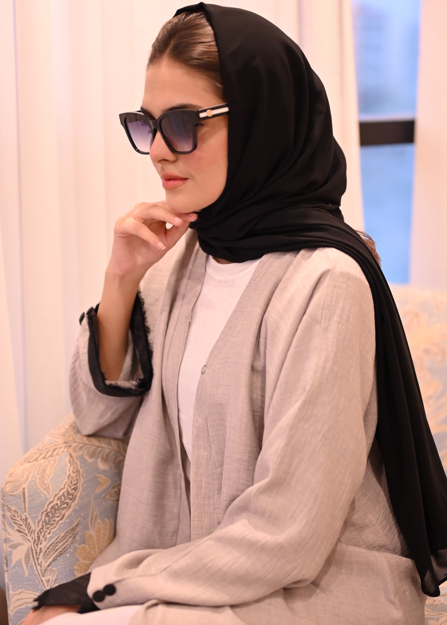 linen Abaya in Grey