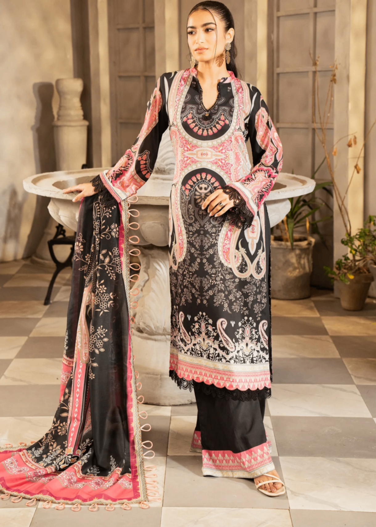 lawn Unstitched in Black, pink