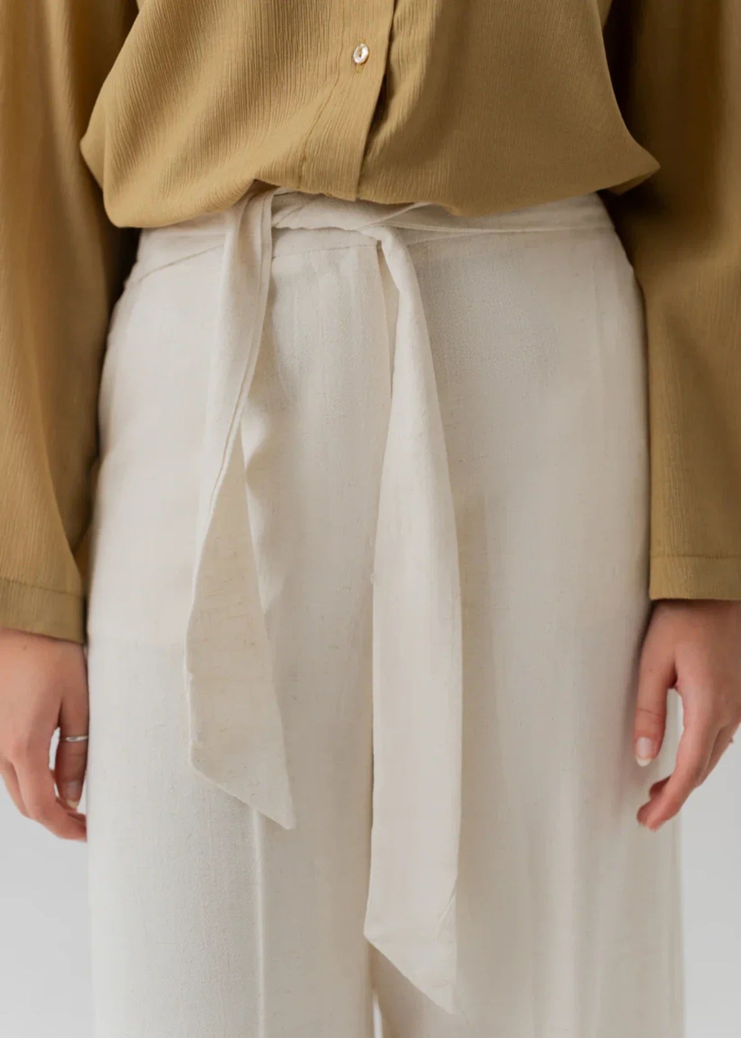 viscose linen Trousers in Off-white