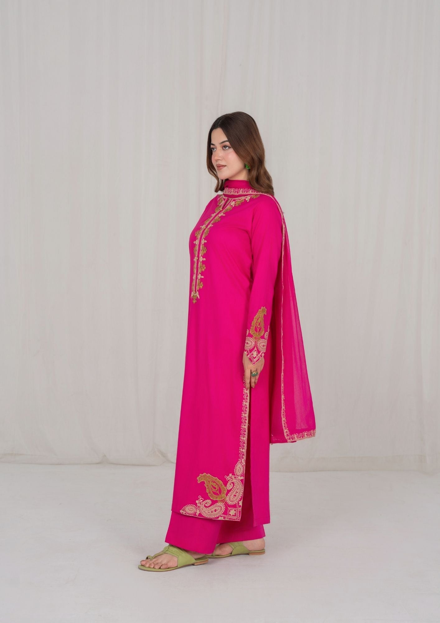 lawn Kurta Set in Hot pink
