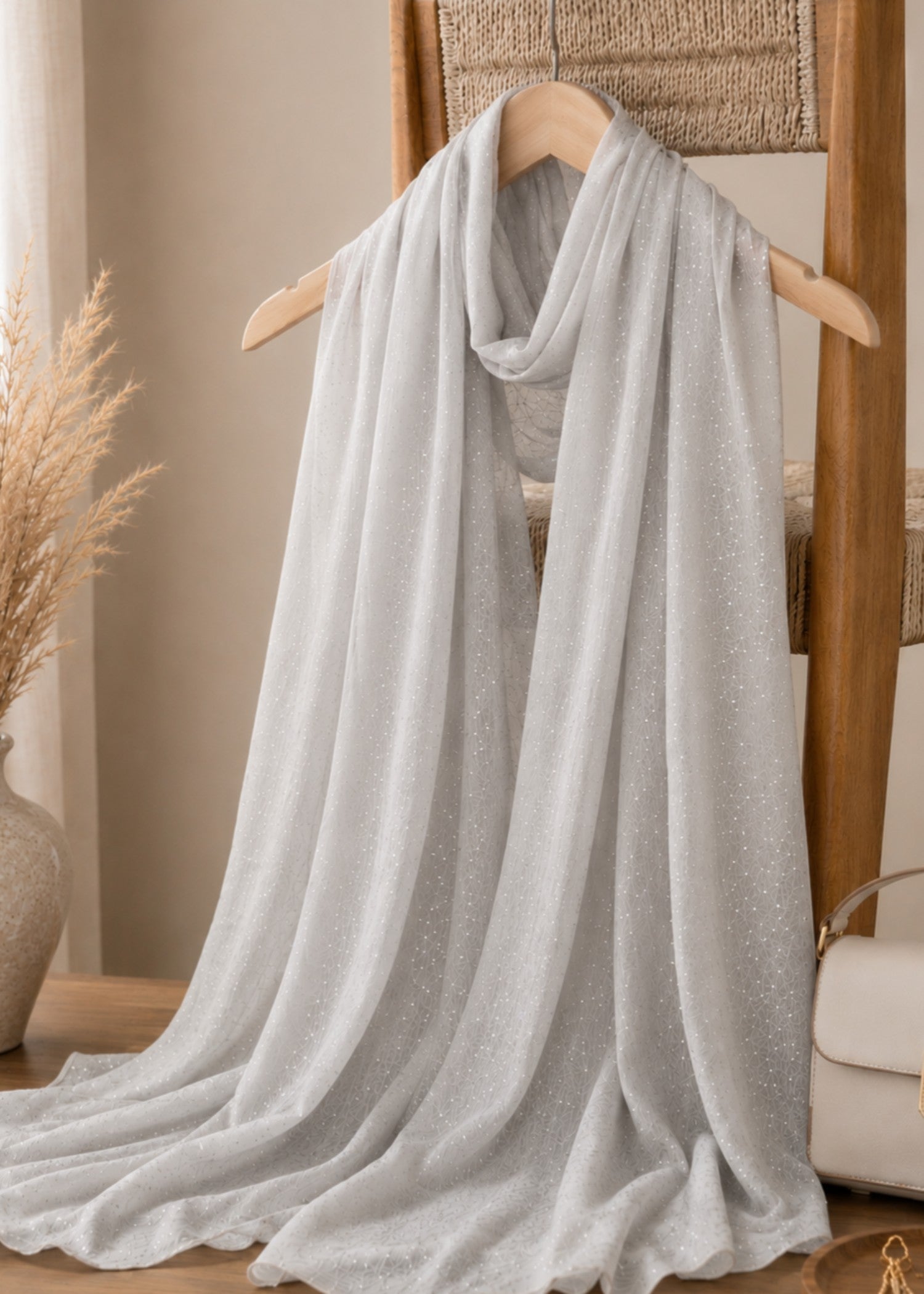 slub lawn Hijab in Pastel grey