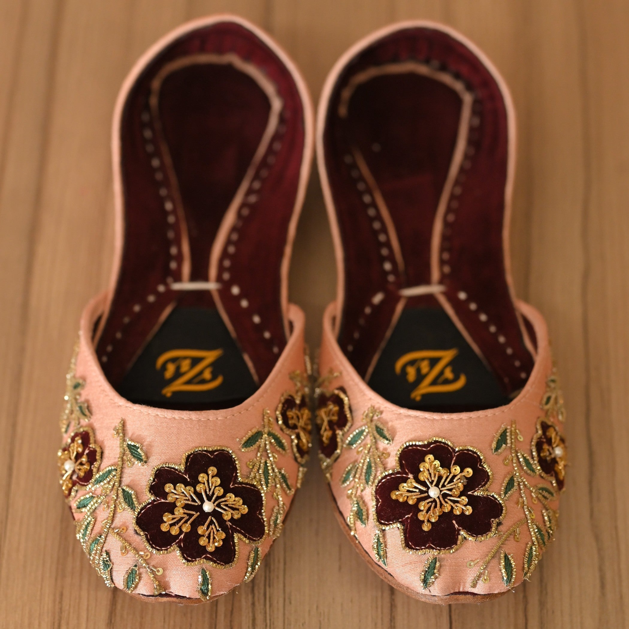 Khussa in Peach pink by - High Quality Women Khussa ZLI0715