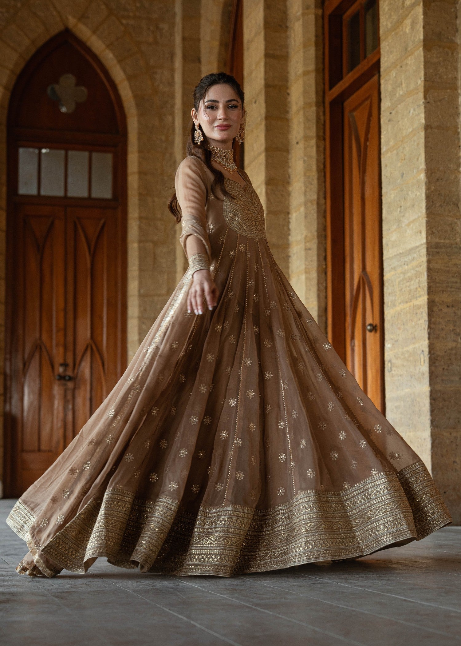 chiffon Maxi in Camel brown