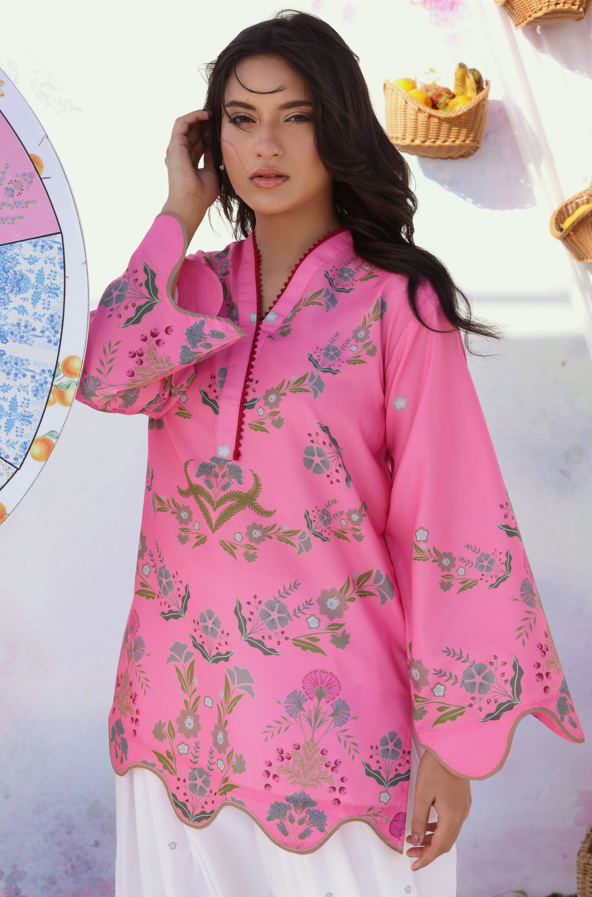 swiss lawn Kurta Set in Pink