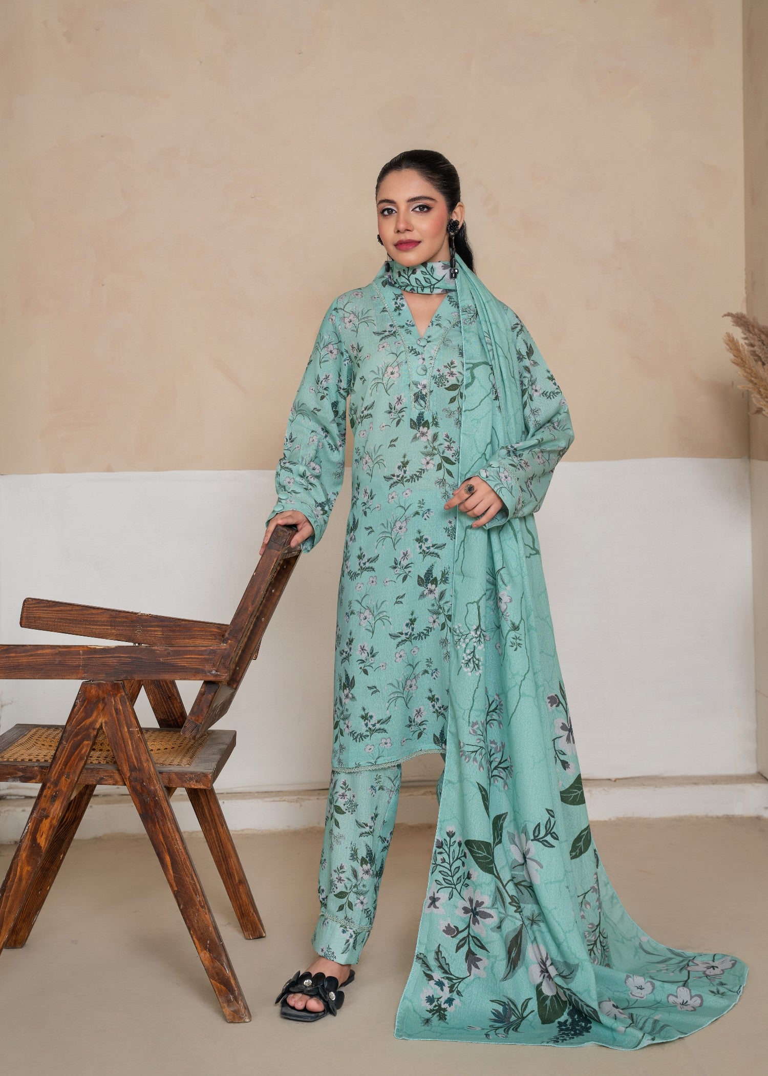 karandi Kurta Set in Pastel green