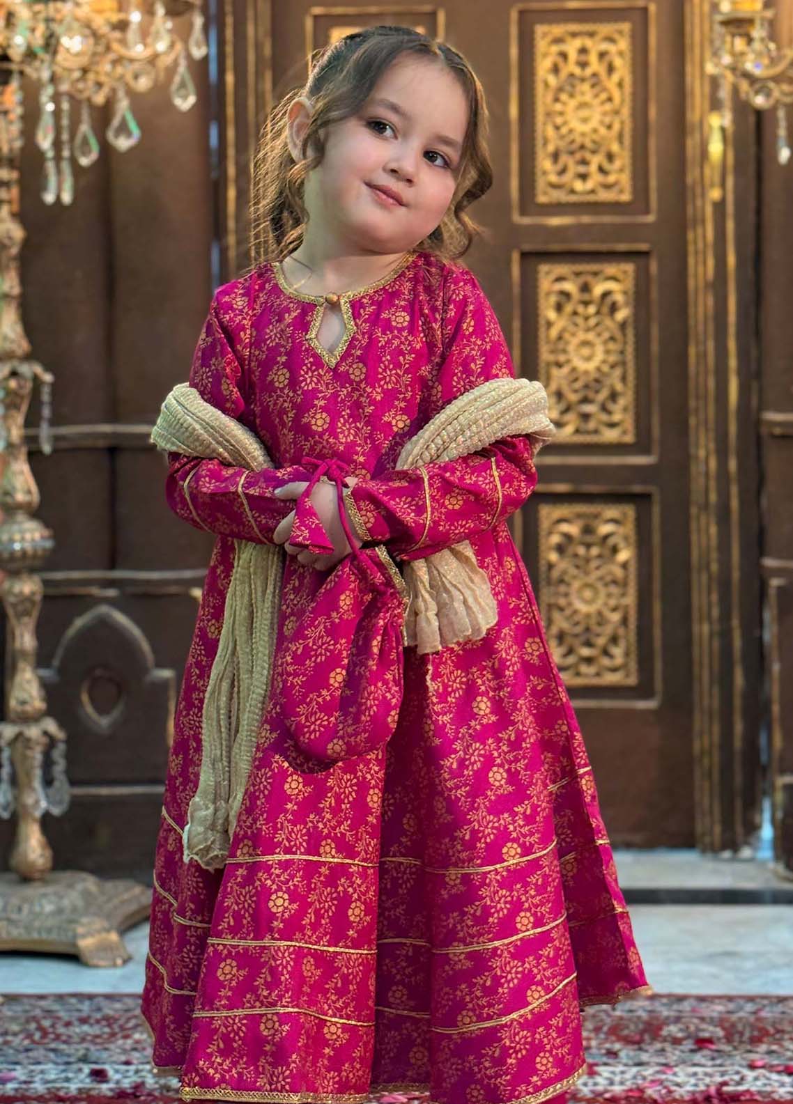 raw silk Pishwas in Hot pink